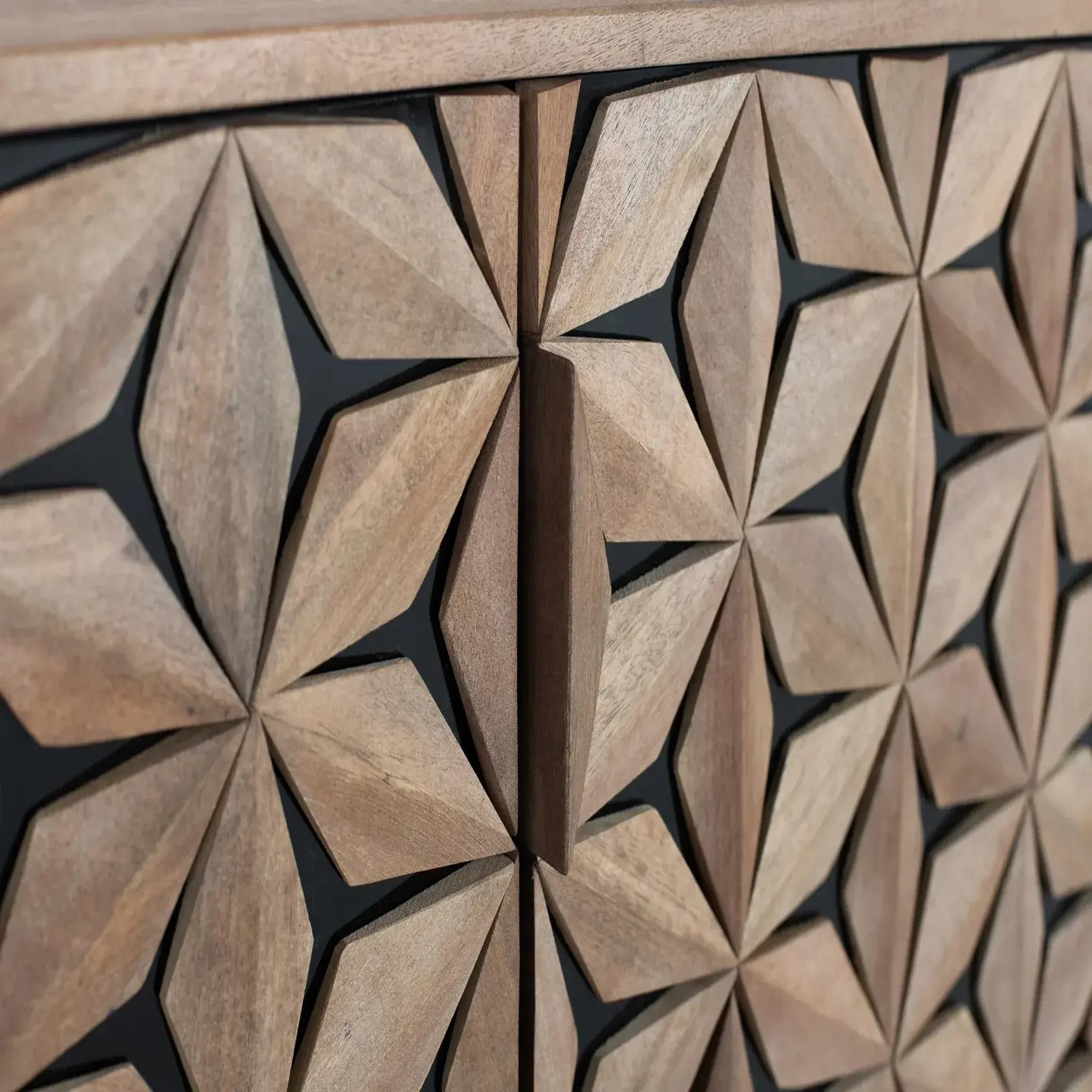 Voir la diapositive 4 : GINER Y COLOMER SL Meuble tv en bois de manguier 177 cm style contemporain géométrique
