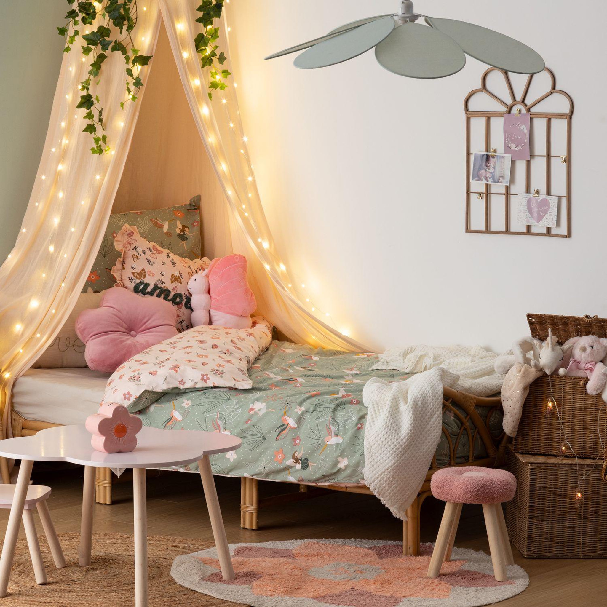 Voir la diapositive 4 : ATMOSPHERA Parure de lit enfant réversible fée - 100% coton 57 fils/cm² - 140 x 200 cm