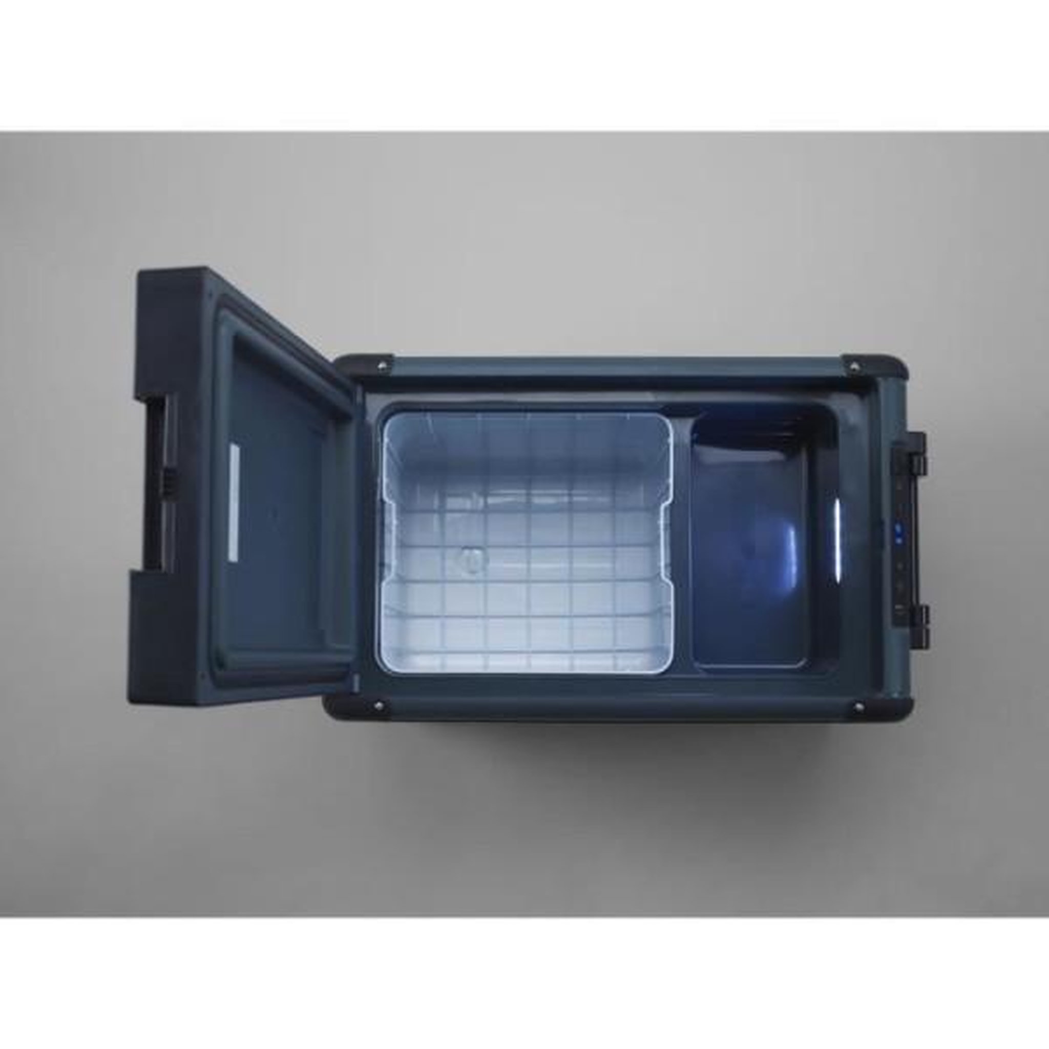 Voir la diapositive 3 : DOMETIC Glaciere   électrique portable - DOMETIC - CFX2 45 - A compression - 45 litres - 12 V - 24 V - 230 V - de +20° a -22°C - Bleu