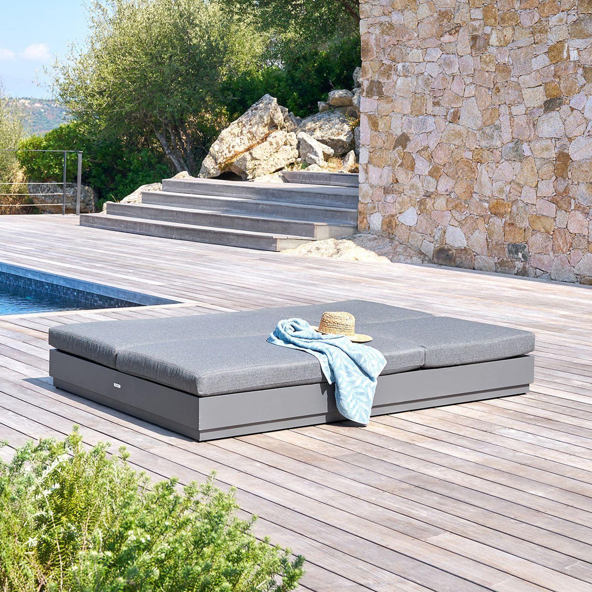 HESPERIDE Lit de piscine en aluminium 2 places ALLURE