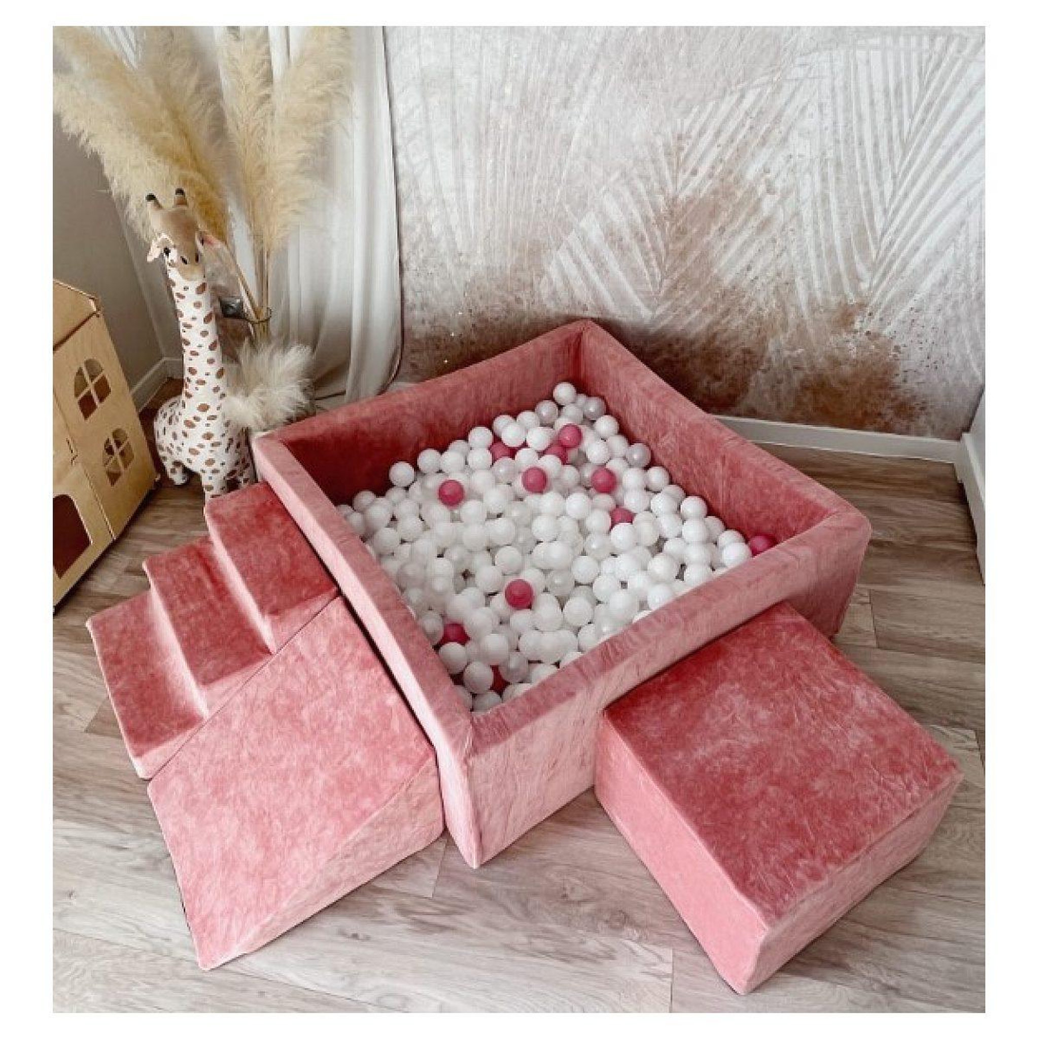 Voir la diapositive 2 : MONIO FOR KIDS Ensemble de jeu en mousse rose + 400 balles
