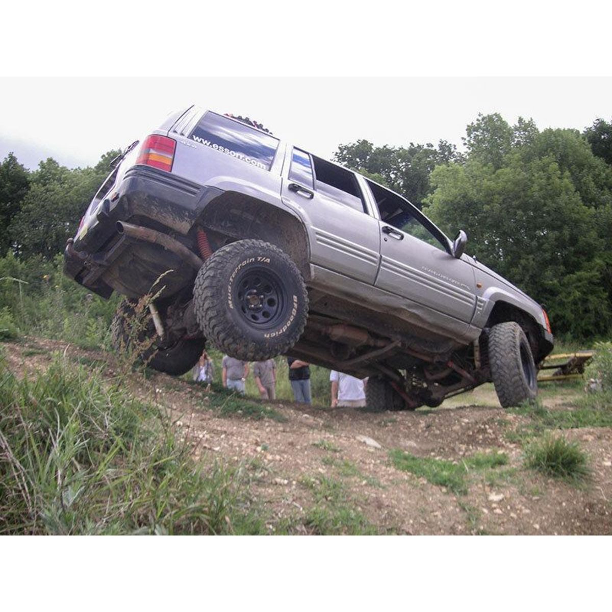 Smartbox Initiation au raid 4x4 lors d'une demi-journée à sensations - Coffret Cadeau Sport & Aventure