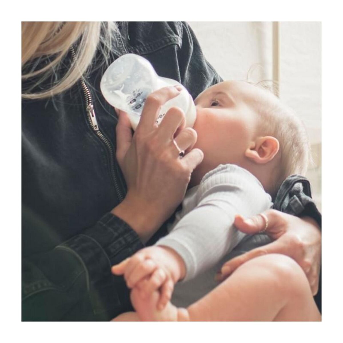 TOMMEE TIPPEE Biberons - TOMMEE TIPPEE - NATURAL START - 260 ml - Anti-colique - Tétine imitant la forme du sein - Lot de 2