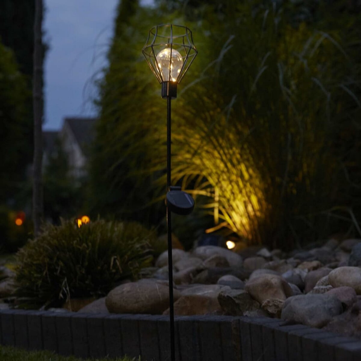 LUXFORM Luxform Lampe sur piquet de jardin a LED solaire Pentagon 2 pcs