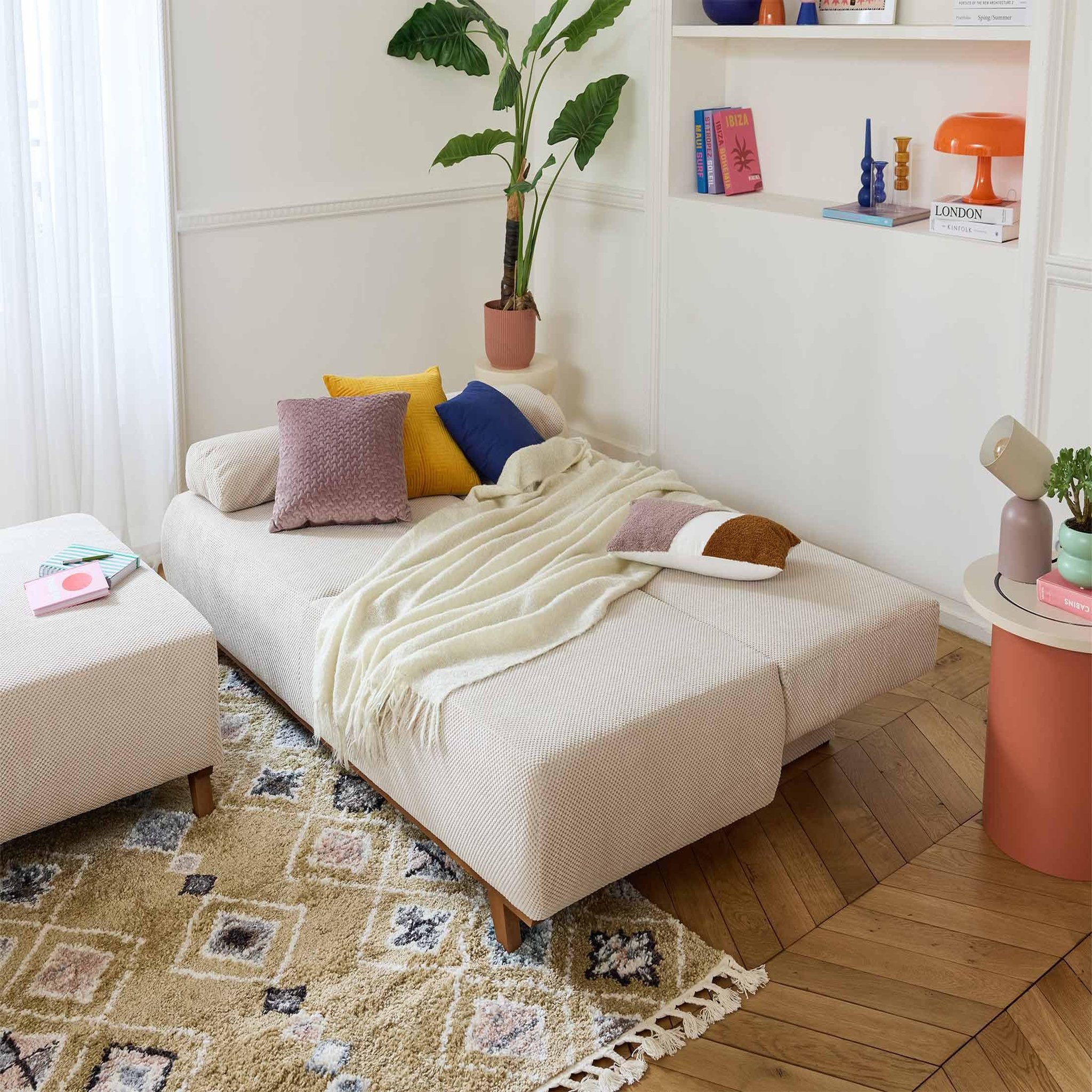 Voir la diapositive 2 : BEST MOBILIER Cristal - canapé 3 places - convertible avec coffre et grand pouf - en velours texturé
