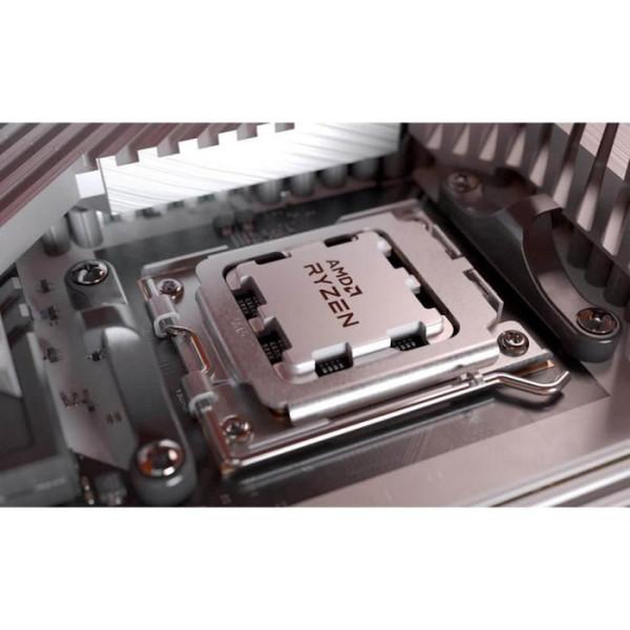 Voir la diapositive 2 : AMD Processeur - AMD - Ryzen 9 7900X - Socket AM5 - 5,6Ghz