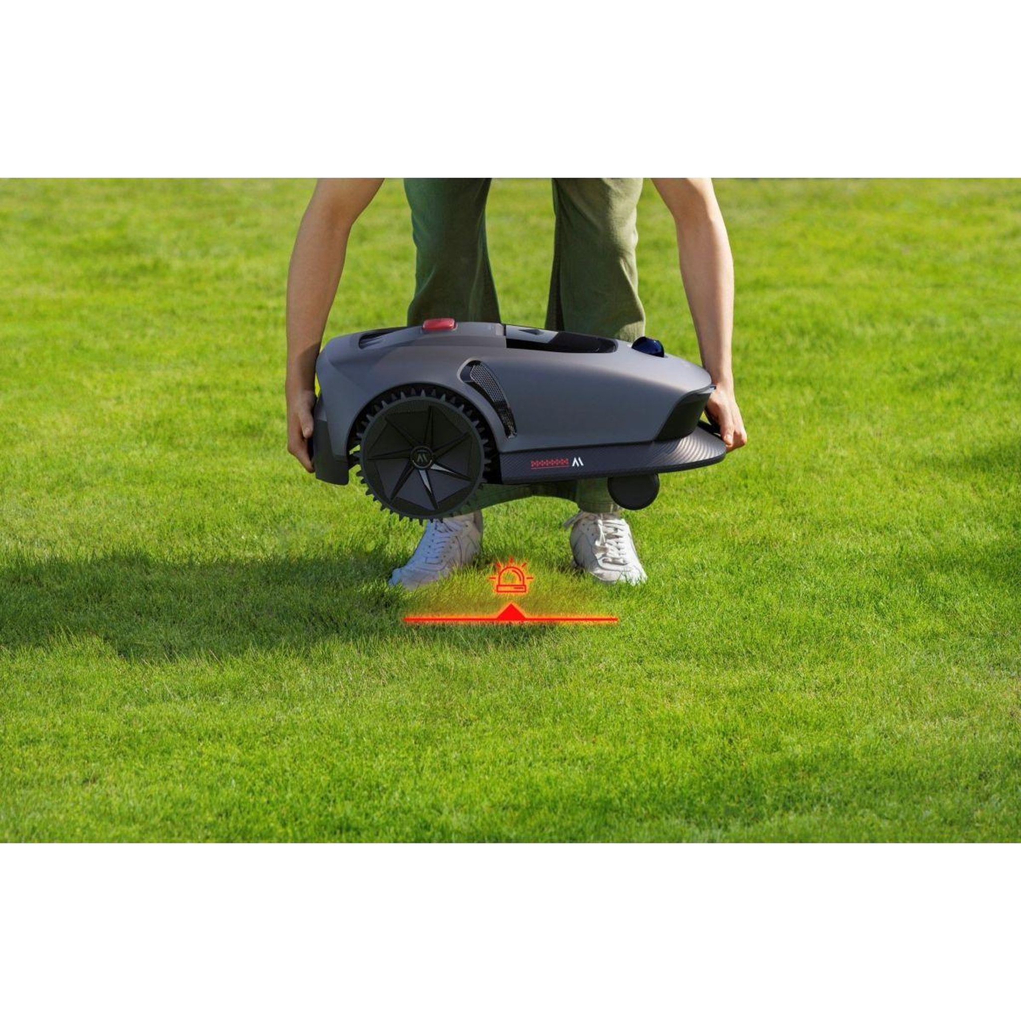 Voir la diapositive 4 : MOVA Tondeuse gazon robot 1000