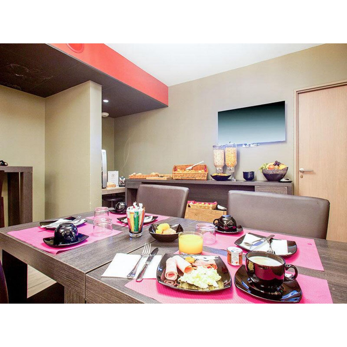 Smartbox Séjour de 3 jours en famille dans un appartement au bord de la Méditerranée - Coffret Cadeau Séjour