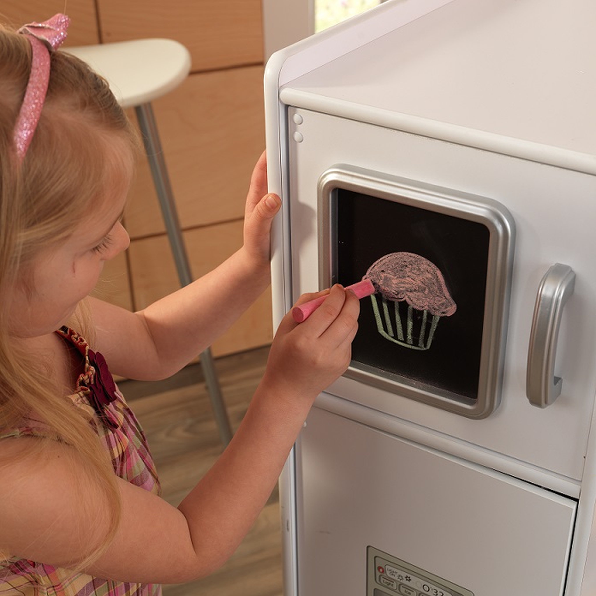 Voir la diapositive 6 : Kidkraft Cuisine enfant Uptown blanche en bois - Jouet d'imitation