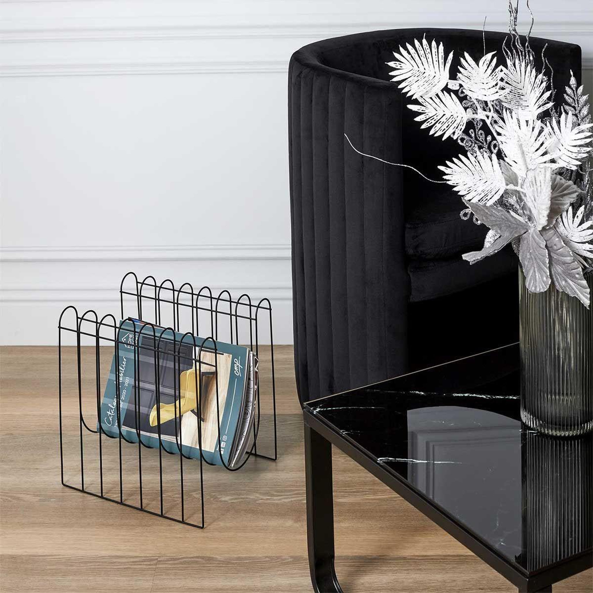 Voir la diapositive 5 : The Home Deco Factory Range Magazines Design  Filaire  33cm Noir