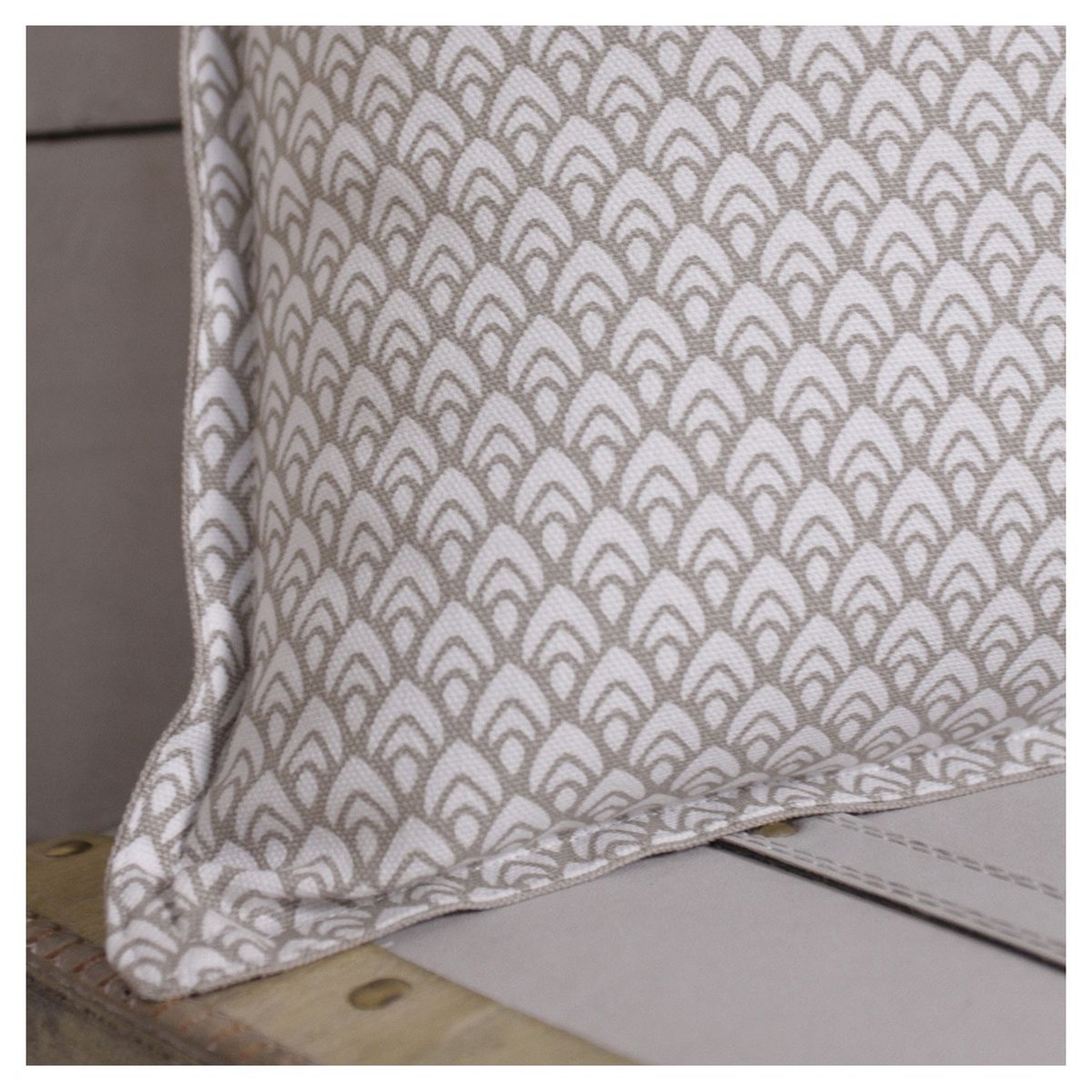 Voir la diapositive 2 : TODAY Coussin déco en coton KARMA