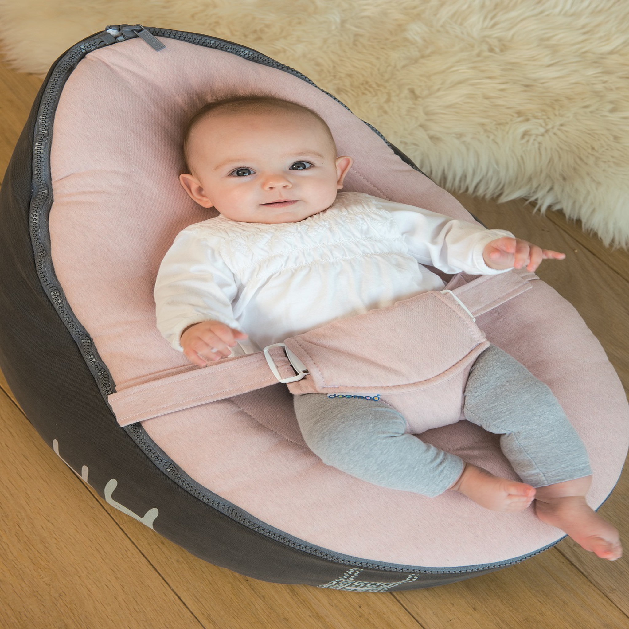Voir la diapositive 3 : BABYMOOV Transat Doomoo nid imprimé lapin rose