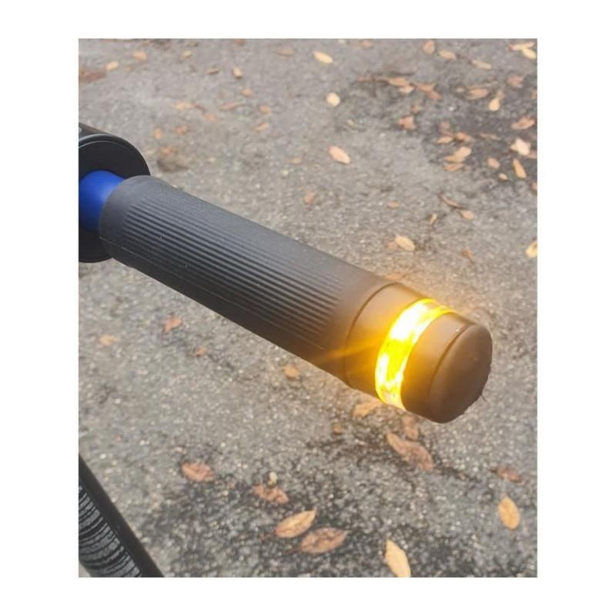 YEEP.ME Trottinette électrique - YEEP.ME - 100a sport - 750W - 10'' - 55km - Clignotants - Connectée - Garantie 5 ans