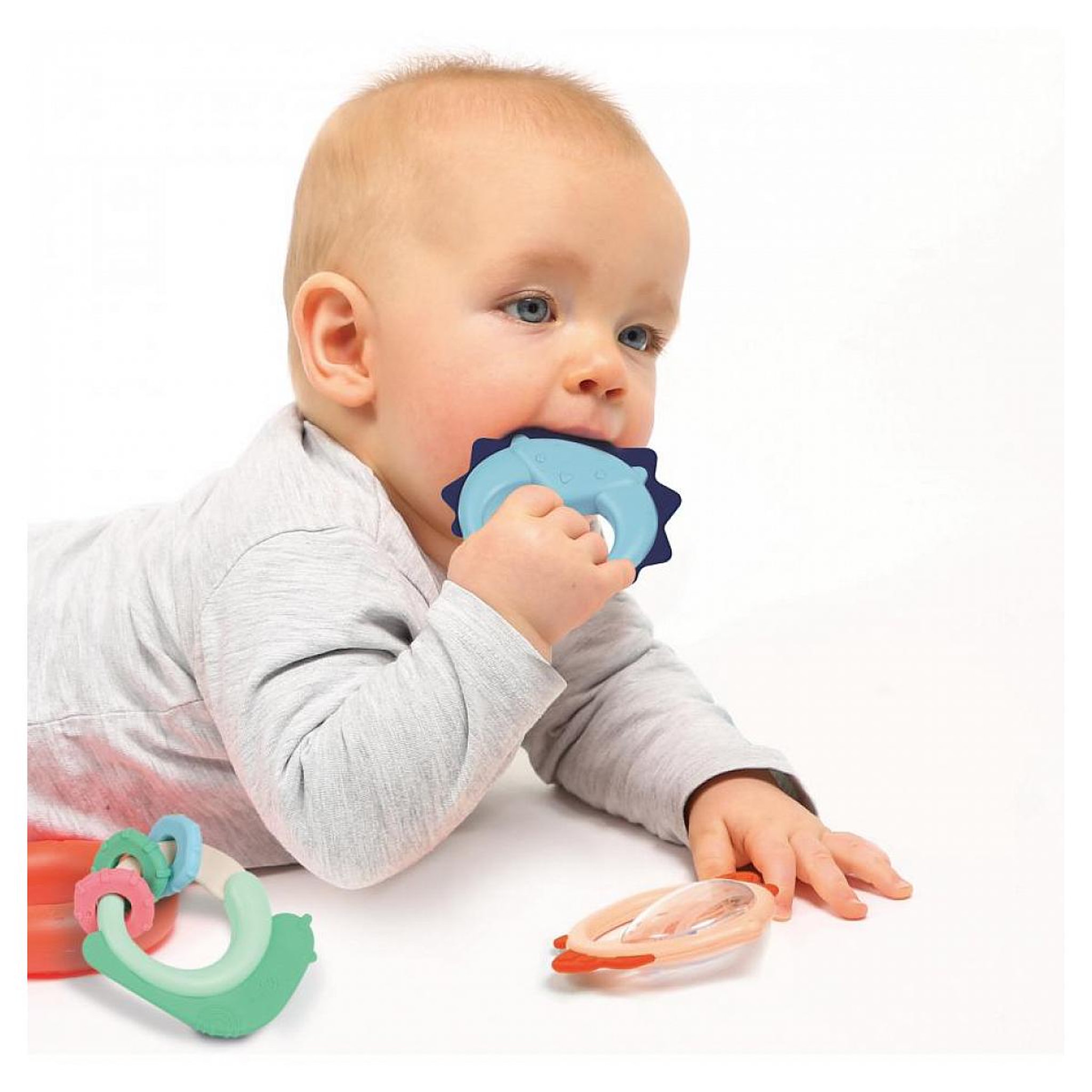 Voir la diapositive 4 : LUDI lot de trois hochets de dentitions