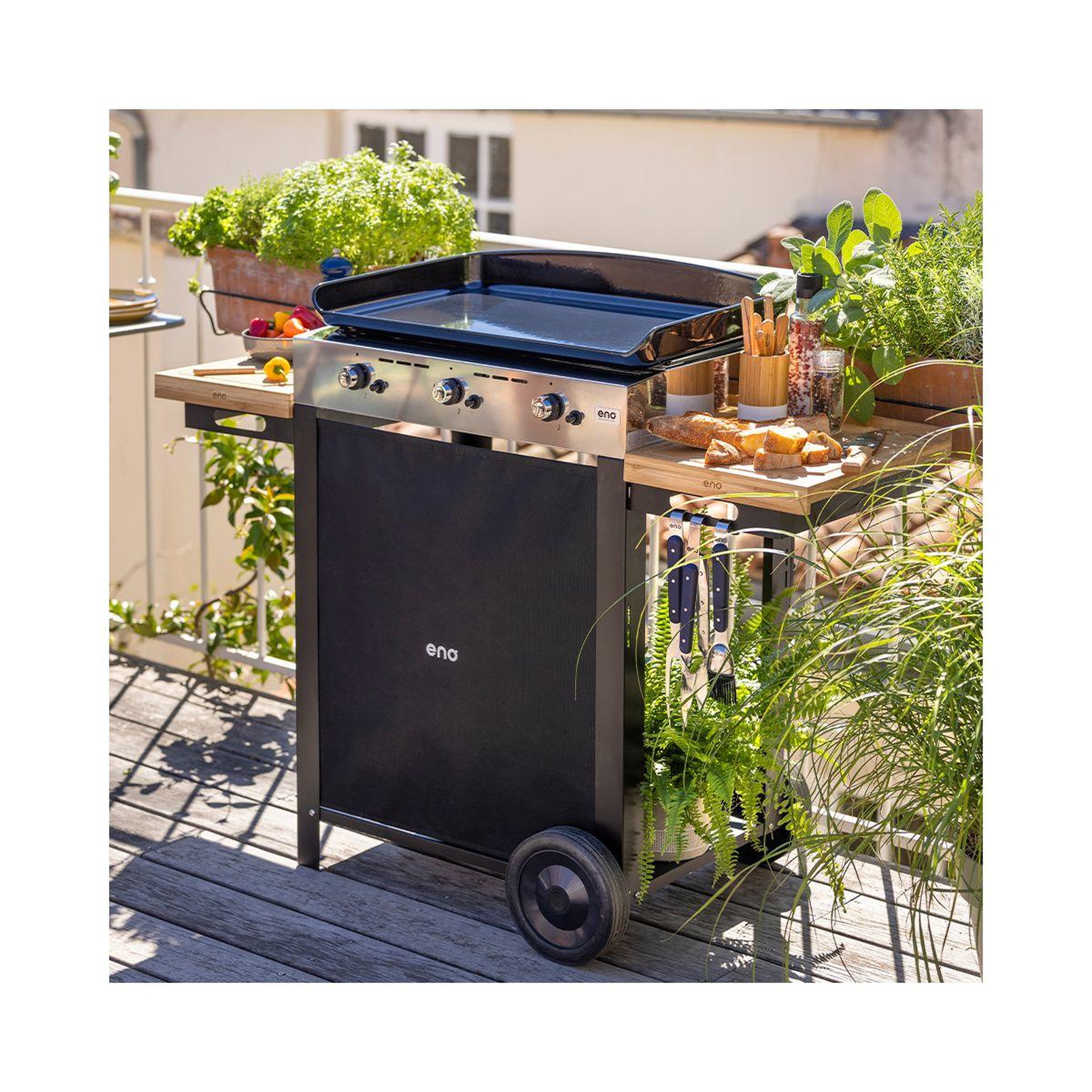 Voir la diapositive 3 : Eno Plancha gaz Combo Initial 65 Inox 3 bruleurs sur chariot, 62x36 cm
