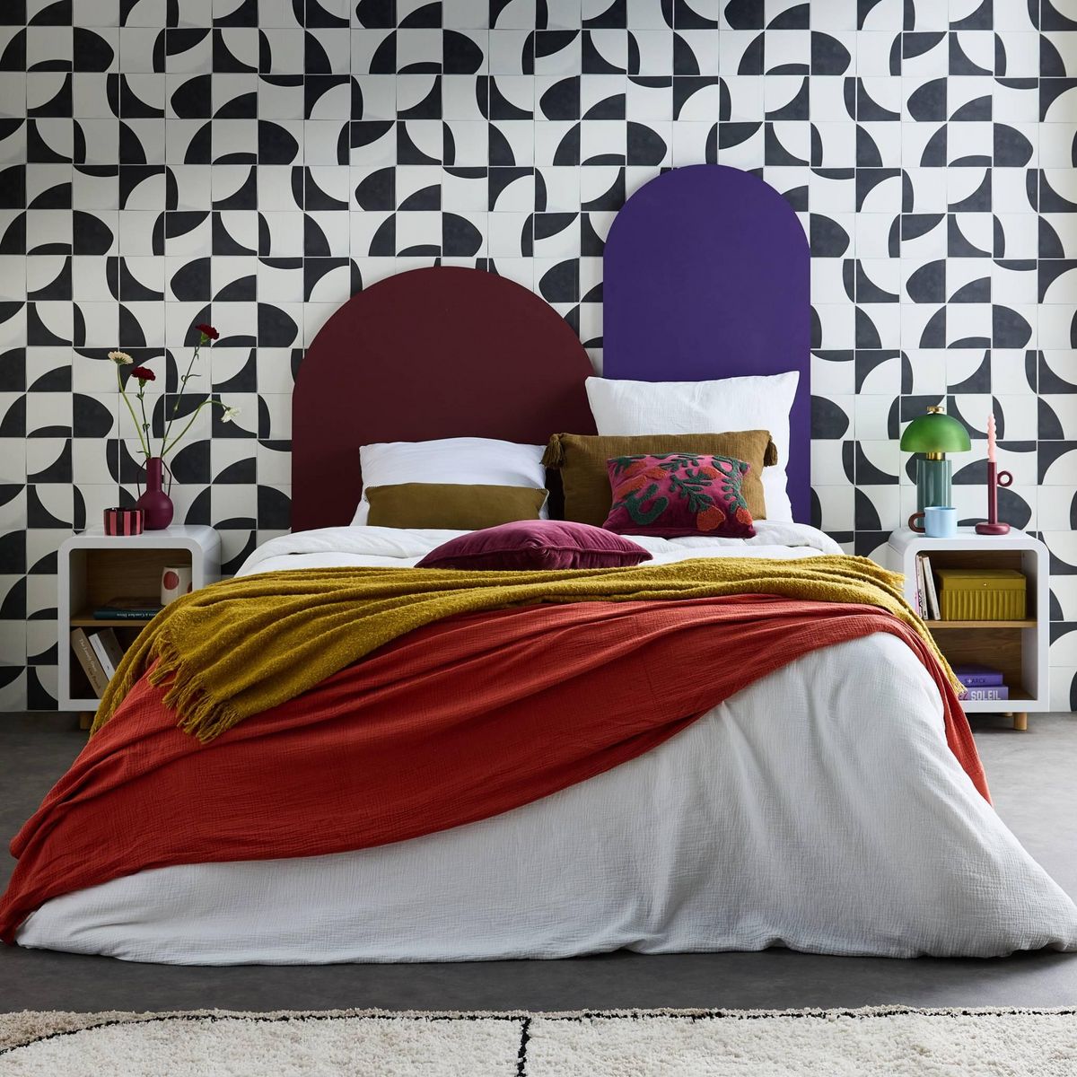 SWEEEK Lot de 2 tables de chevet effet bois 2 niches