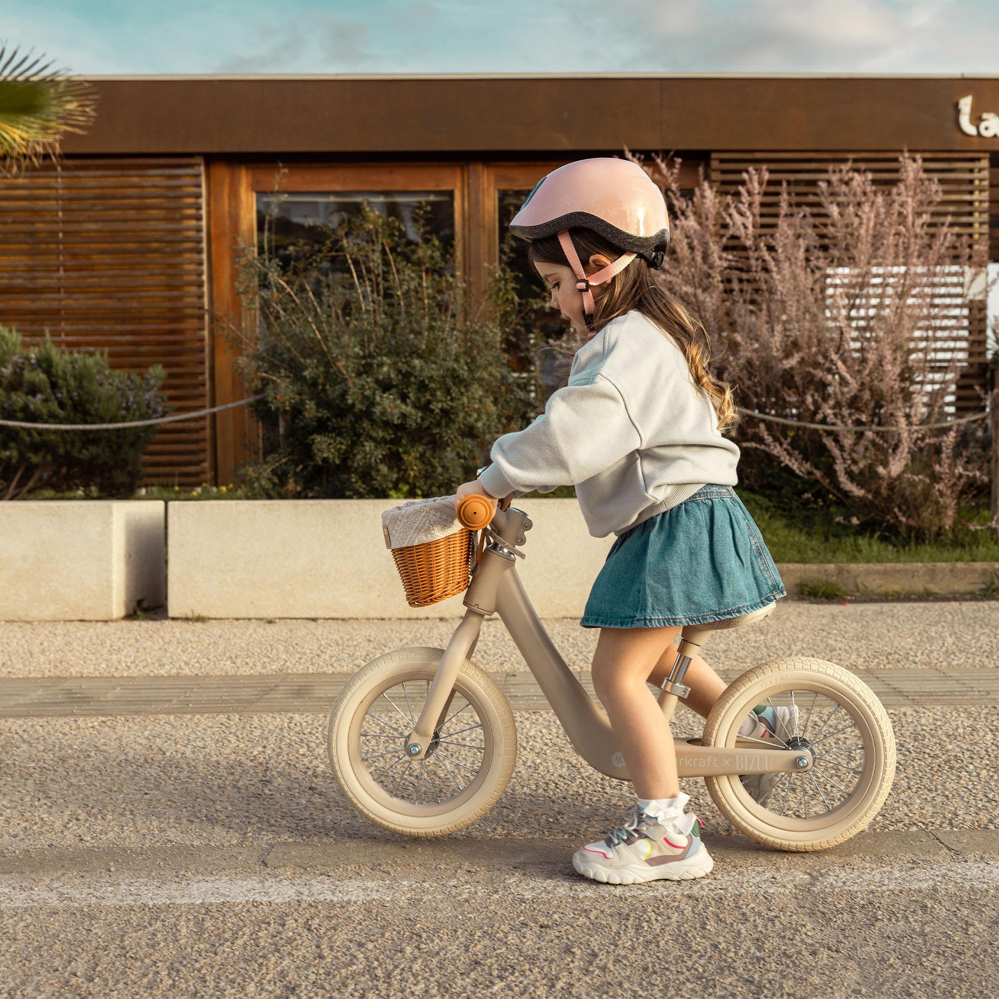 Voir la diapositive 3 : KINDERKRAFT Draisienne rétro - vélo d'équilibre avec panier et clochette