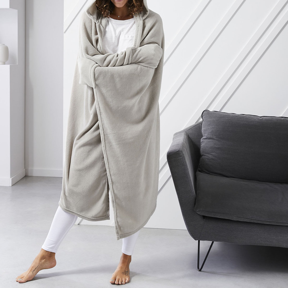 TODAY Plaid TV à capuche doux et moelleux en polyester 