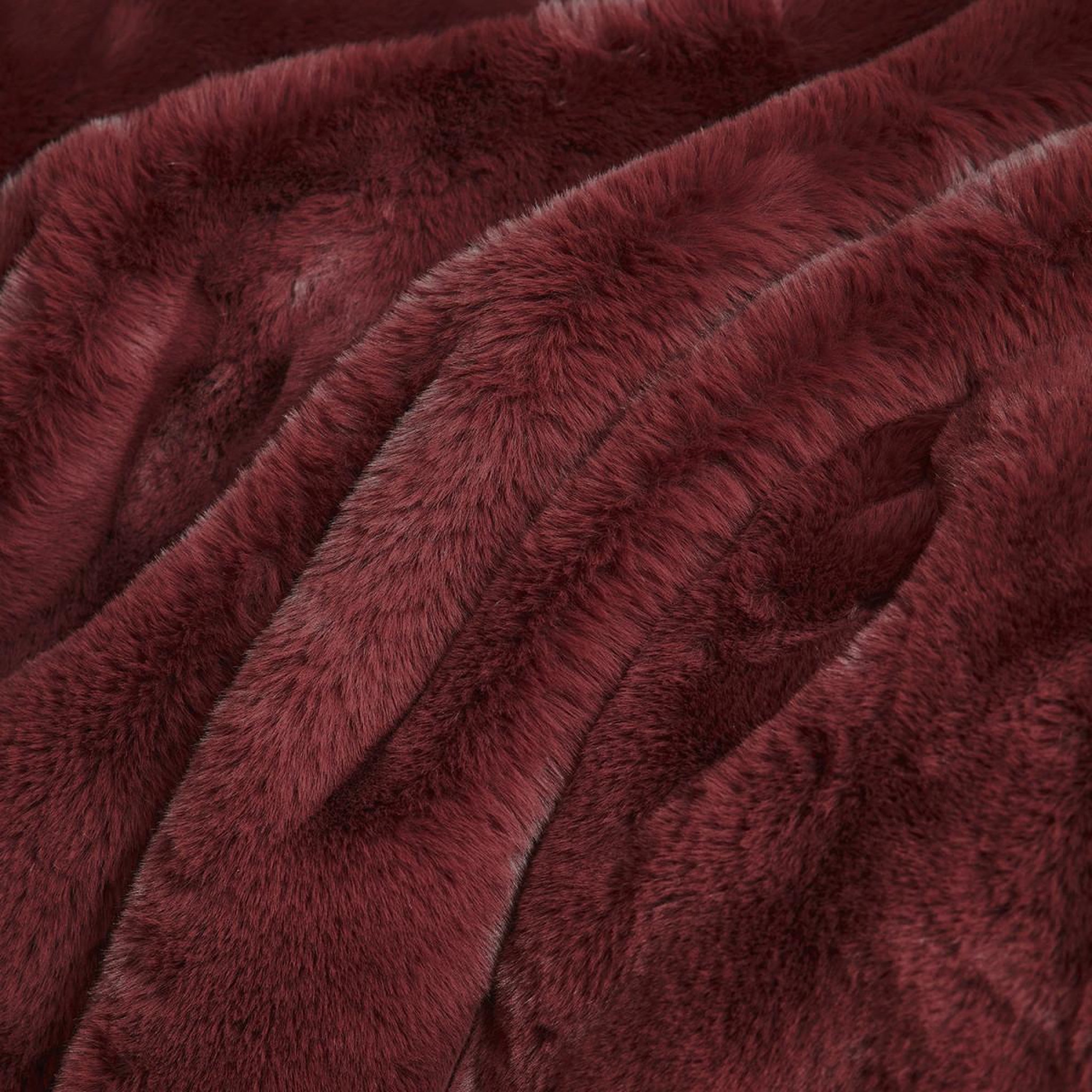 Voir la diapositive 4 : FUTURE HOME Plaid fausse fourrure 130x150 cm