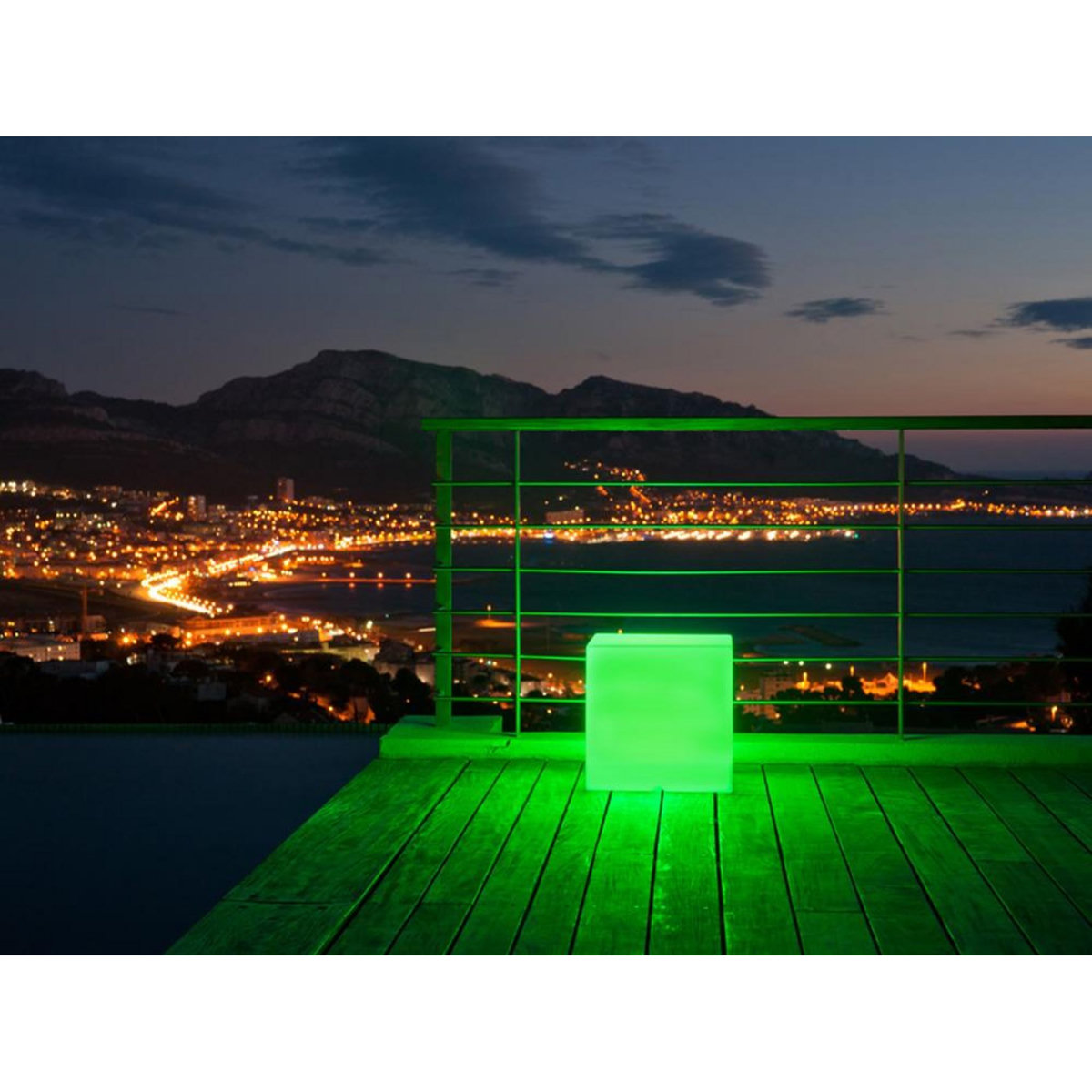 Lumisky Cube lumineux multicolore autonome 40 cm.