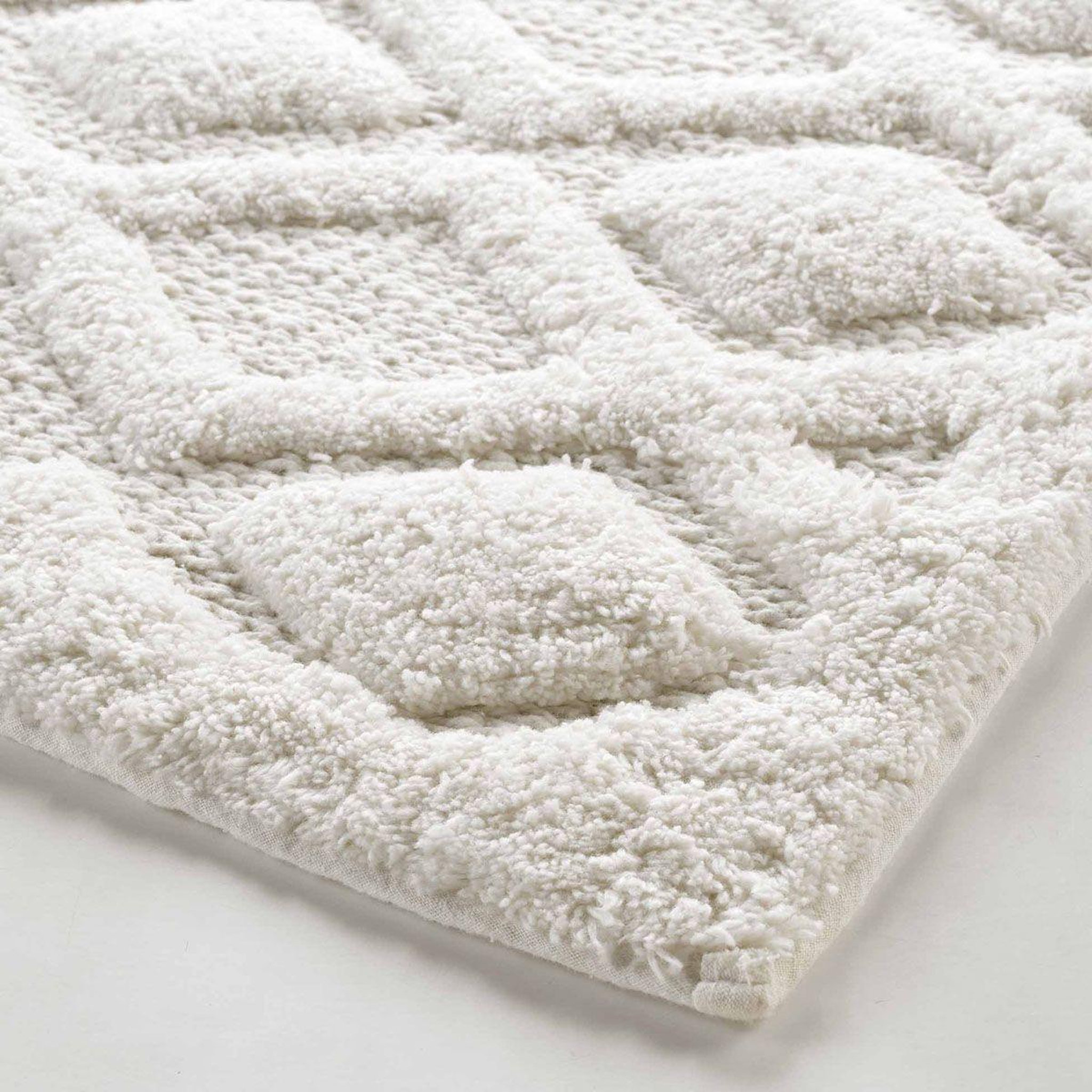 Voir la diapositive 2 : Douceur d'Intérieur Tapis de bain jacquard  nemesis  50x80cm blanc