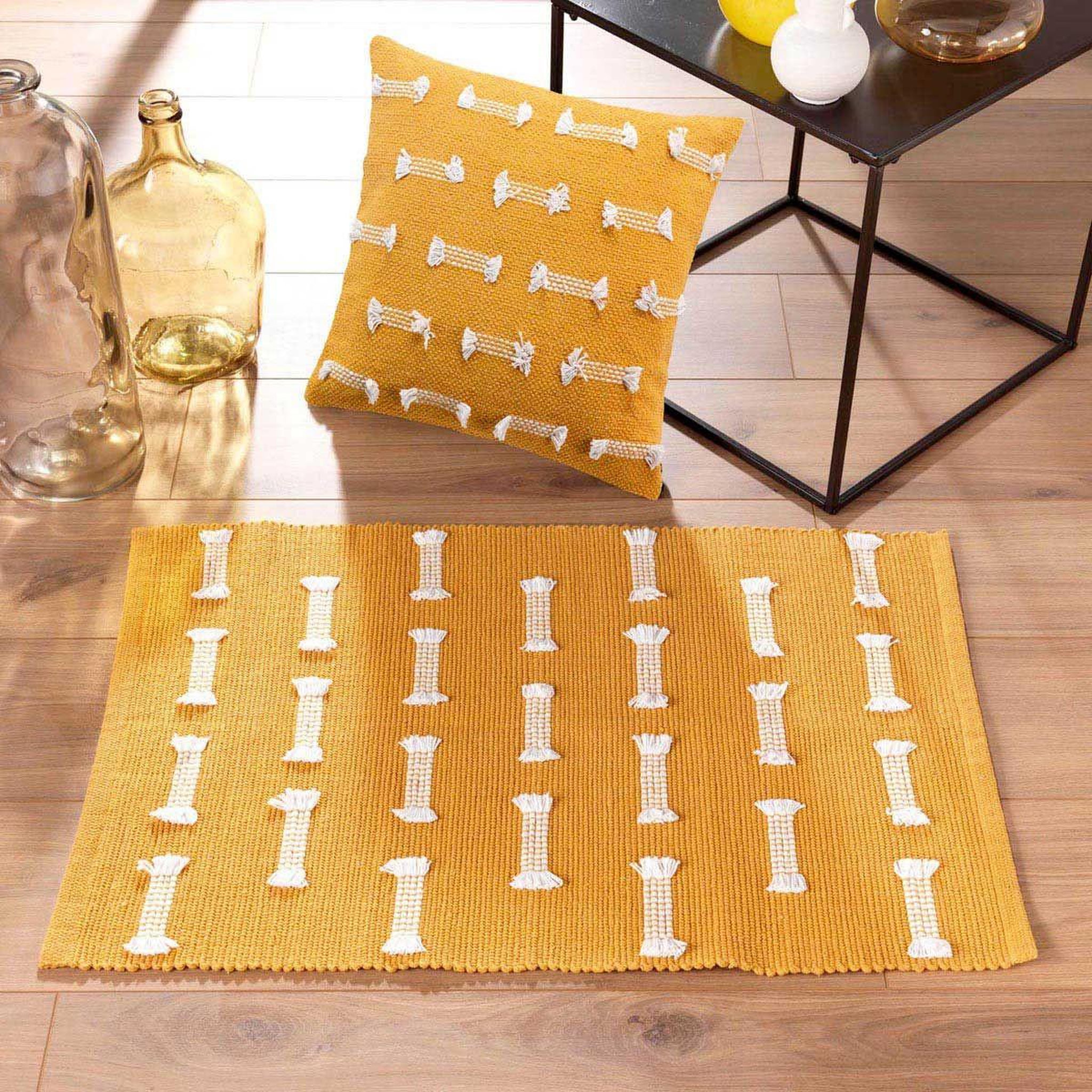 Voir la diapositive 2 : Douceur d'Intérieur Tapis déco tissé  juline  50x80cm jaune