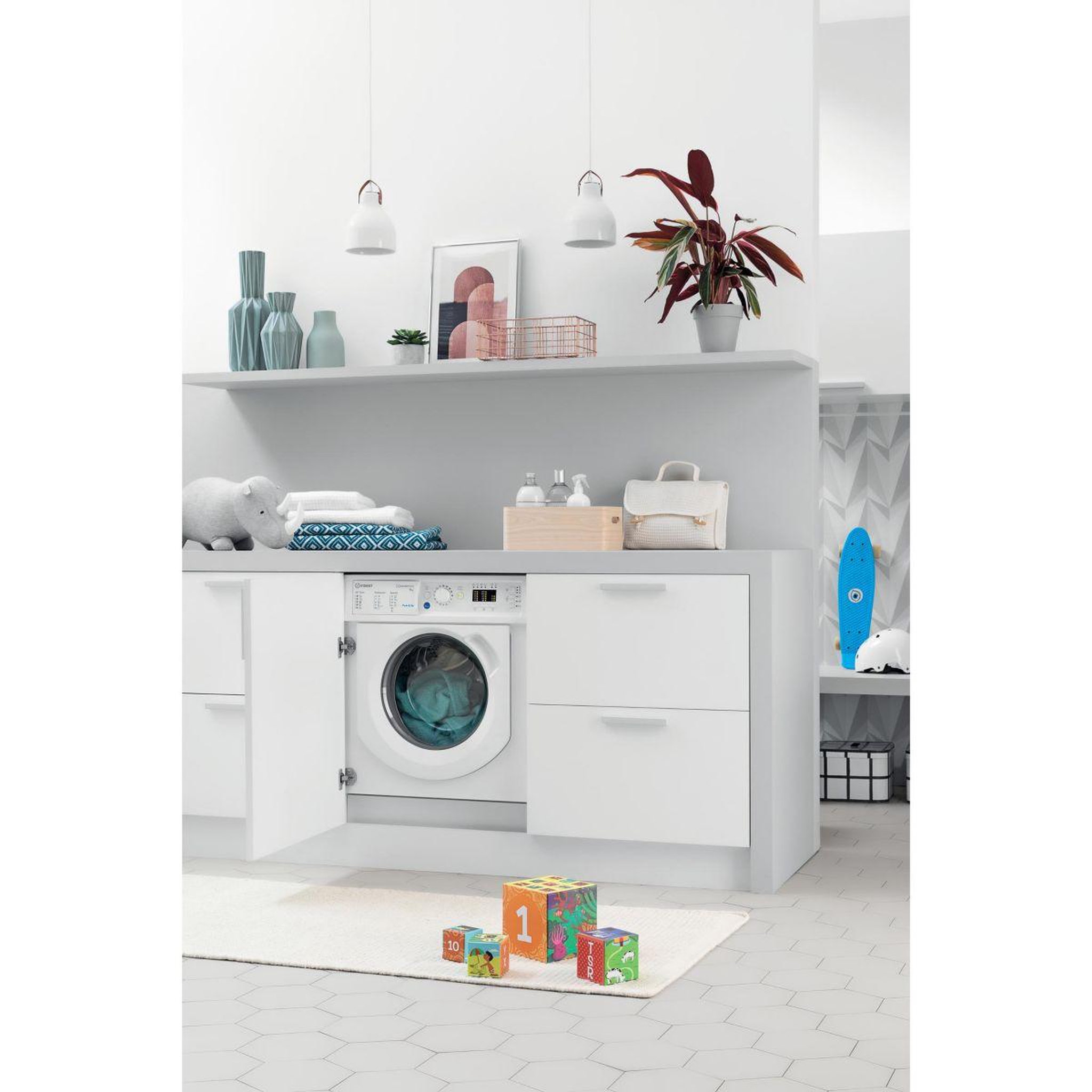 Voir la diapositive 5 : Indesit Lave linge hublot encastrable biwmil9146fr
