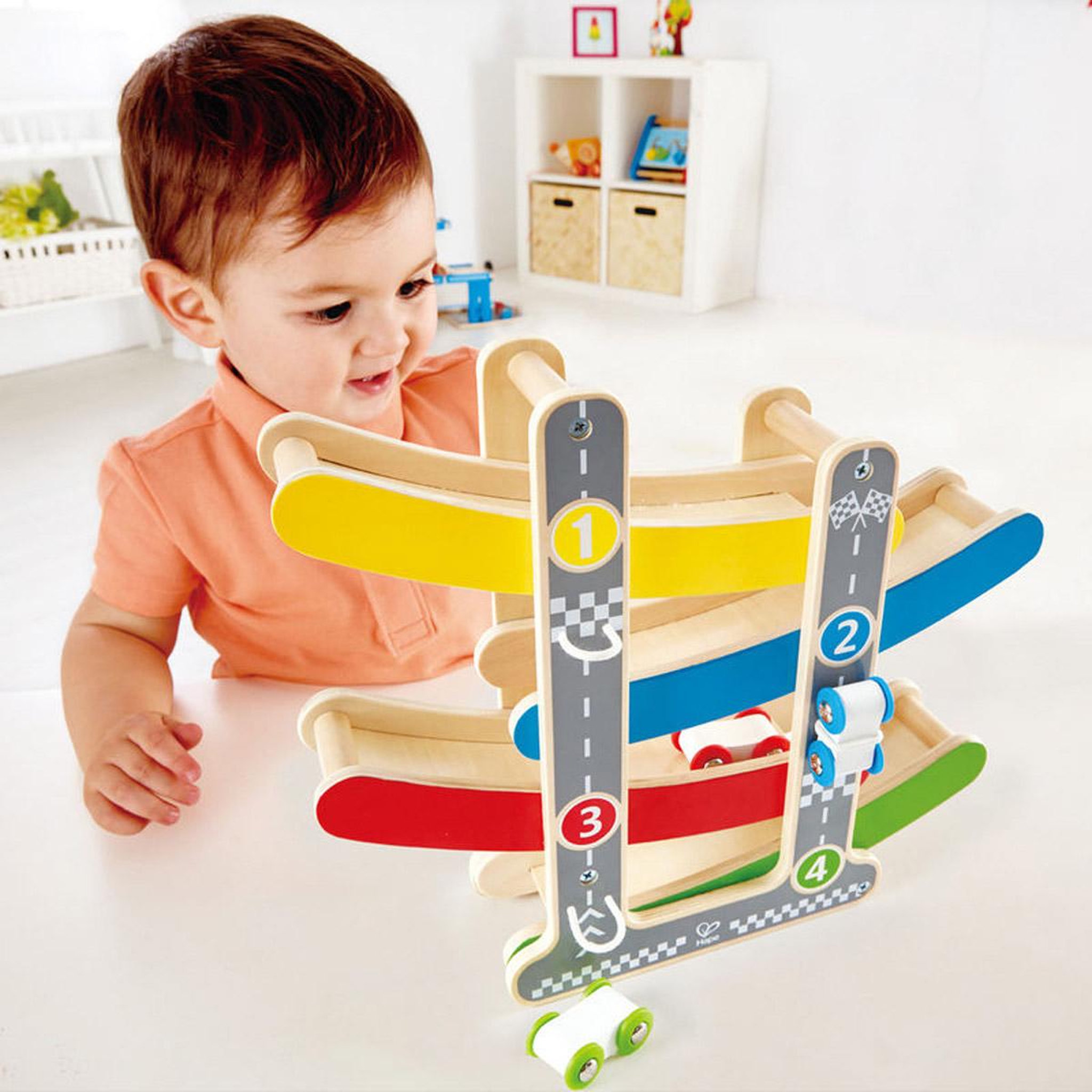 Voir la diapositive 3 : Hape Piste de course éclair