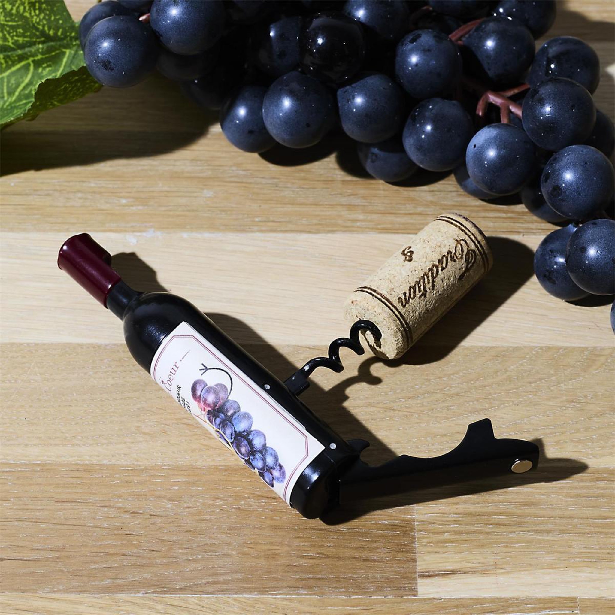 Voir la diapositive 3 : COOK CONCEPT Tire-bouchon aimanté  bouteille de vin  11cm noir