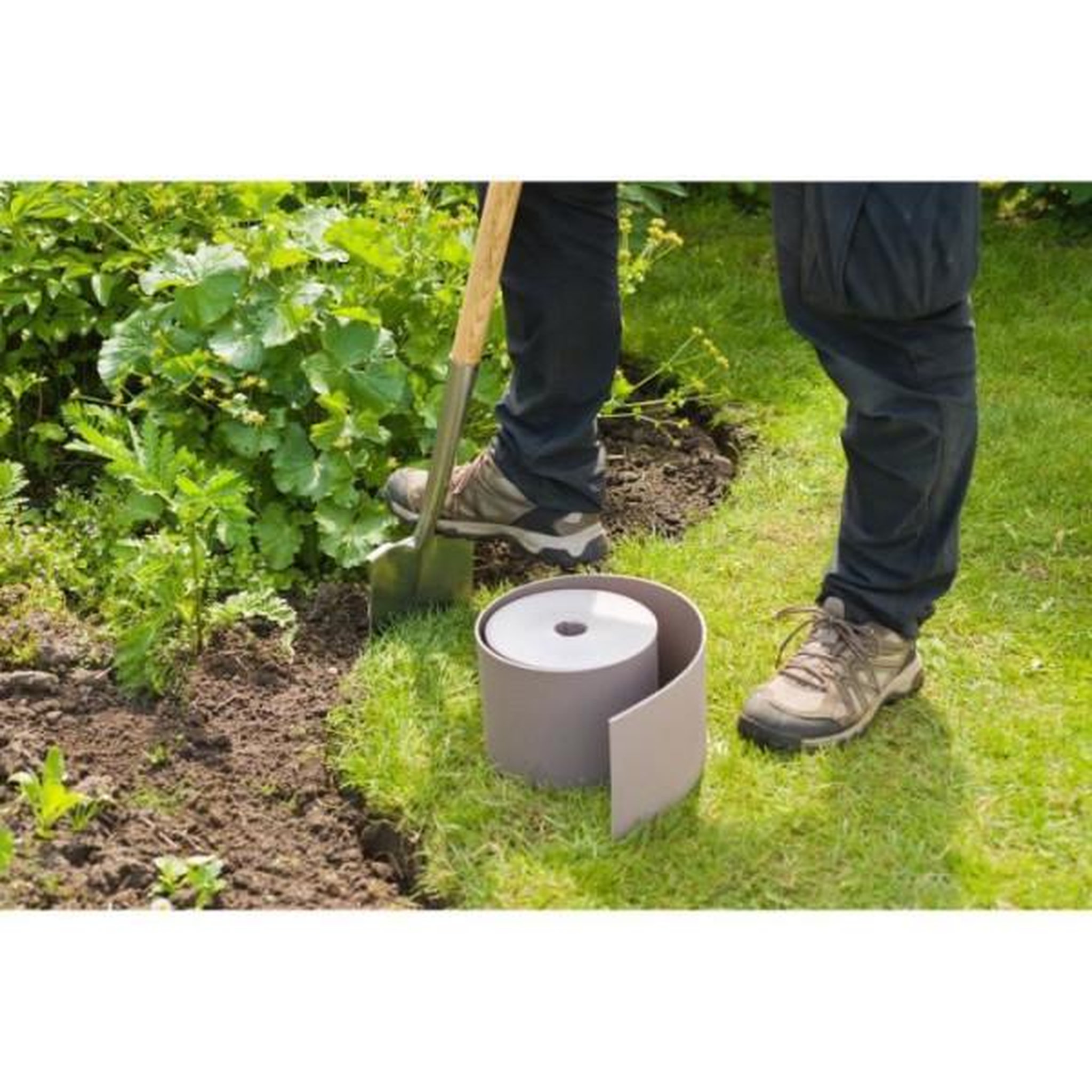 Voir la diapositive 6 : NATURE Bordure de jardin - NATURE - H15 cm x 10 m - Polyéthylene recyclé - Terre cuite
