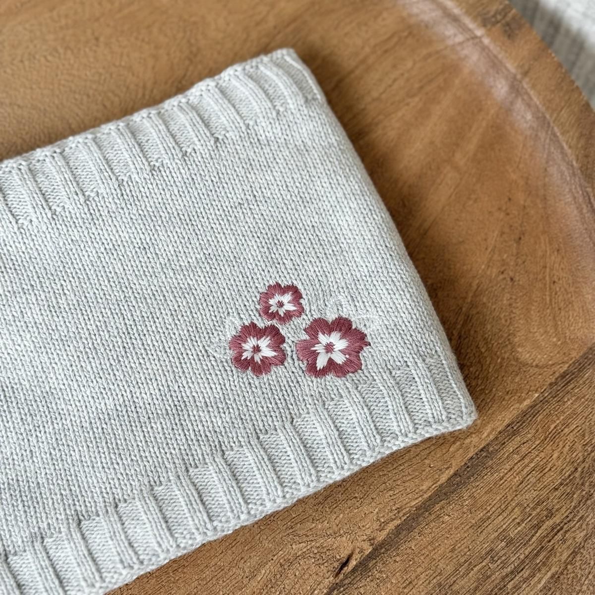 Petit Béguin Cache cou enfant en tricot Esmée