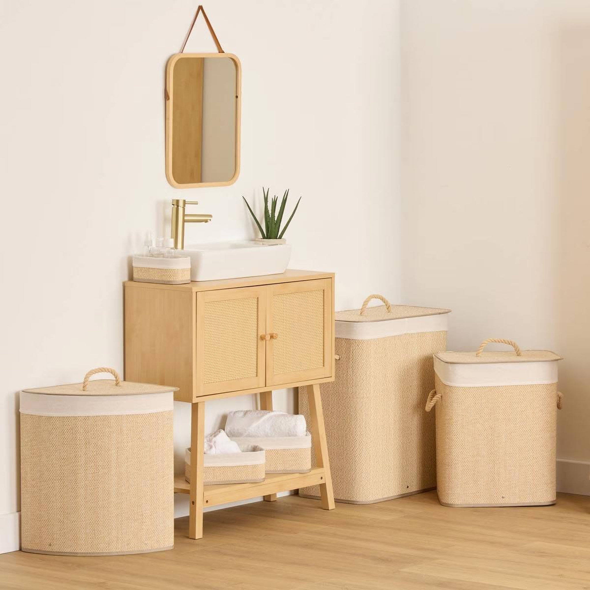 Voir la diapositive 3 : FIVE Panier à linge d'angle  stemy  48l beige