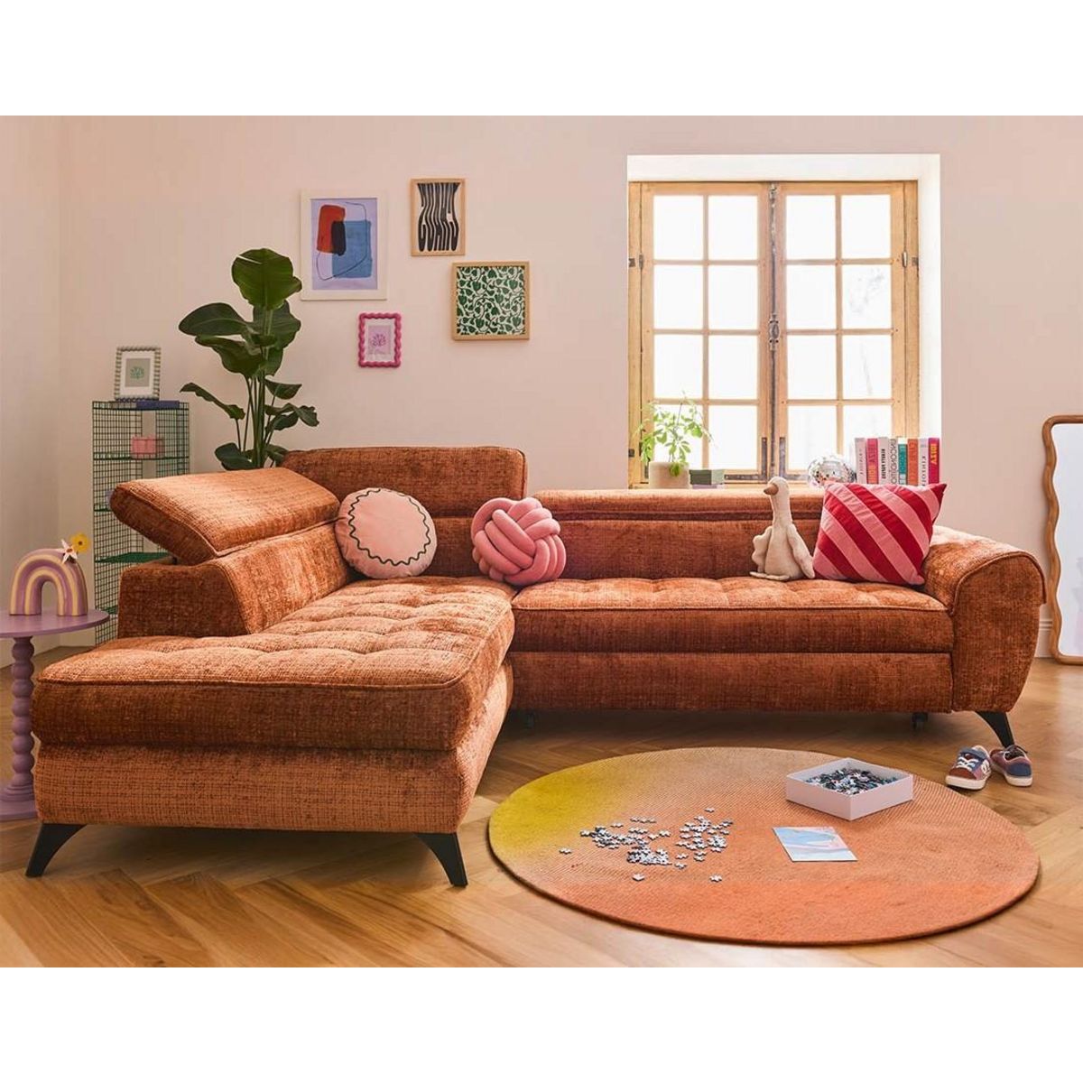 LISA DESIGN Marlo - canapé d'angle gauche 5 places convertible avec coffre et têtières en velours texturé