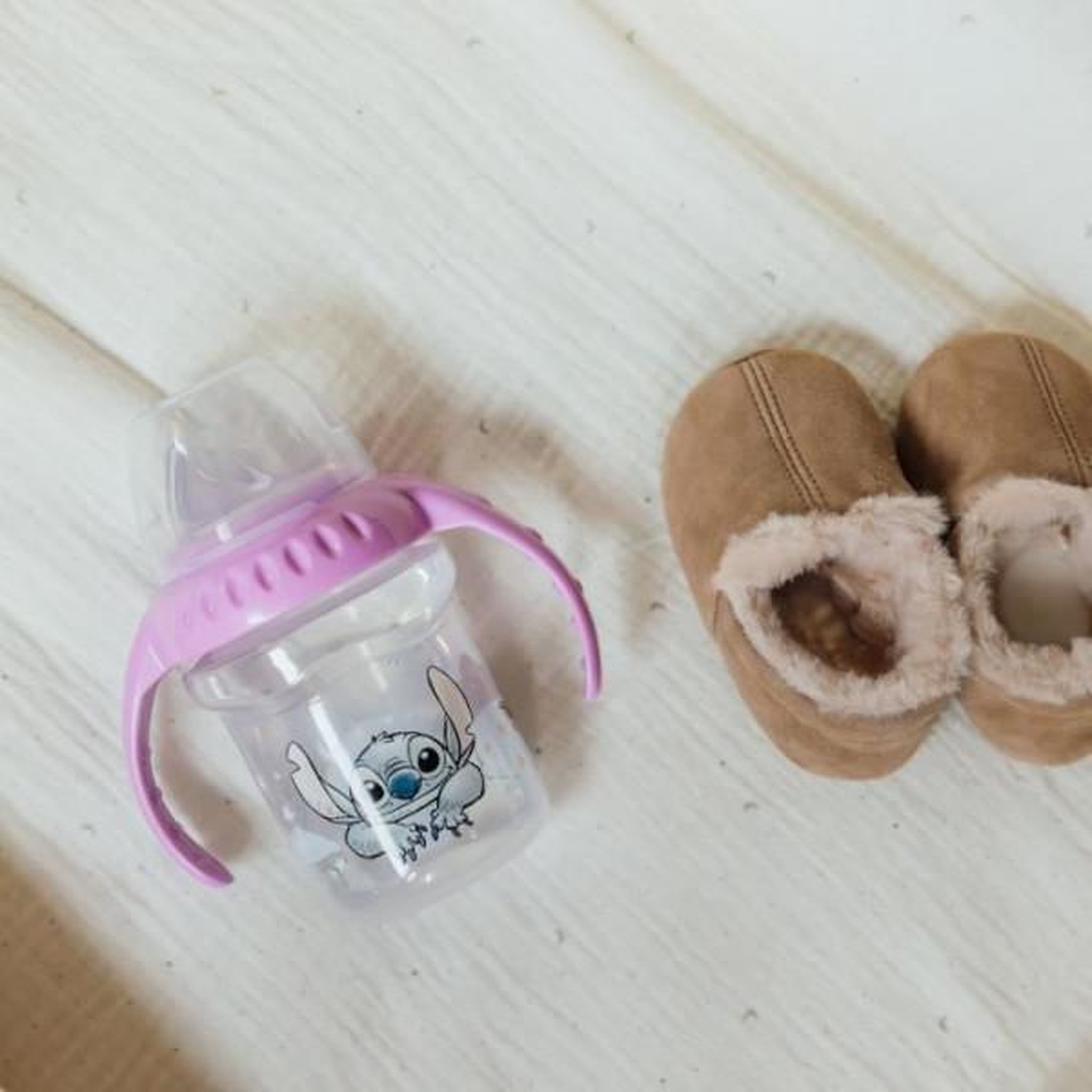 Voir la diapositive 3 : THERMOBABY Tasse a poignées - thermobaby - 250 ml - bec silicone - lilo & stitch