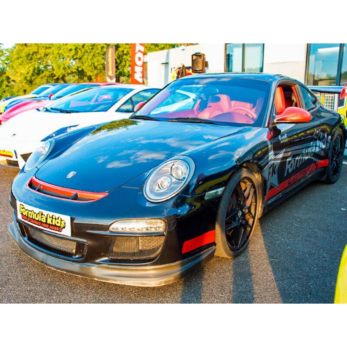 Smartbox Stage pilotage enfant : 3 tours de circuit au volant d'une Porsche Carrera S 997 PDK Aerokit - Coffret Cadeau Sport & Aventure