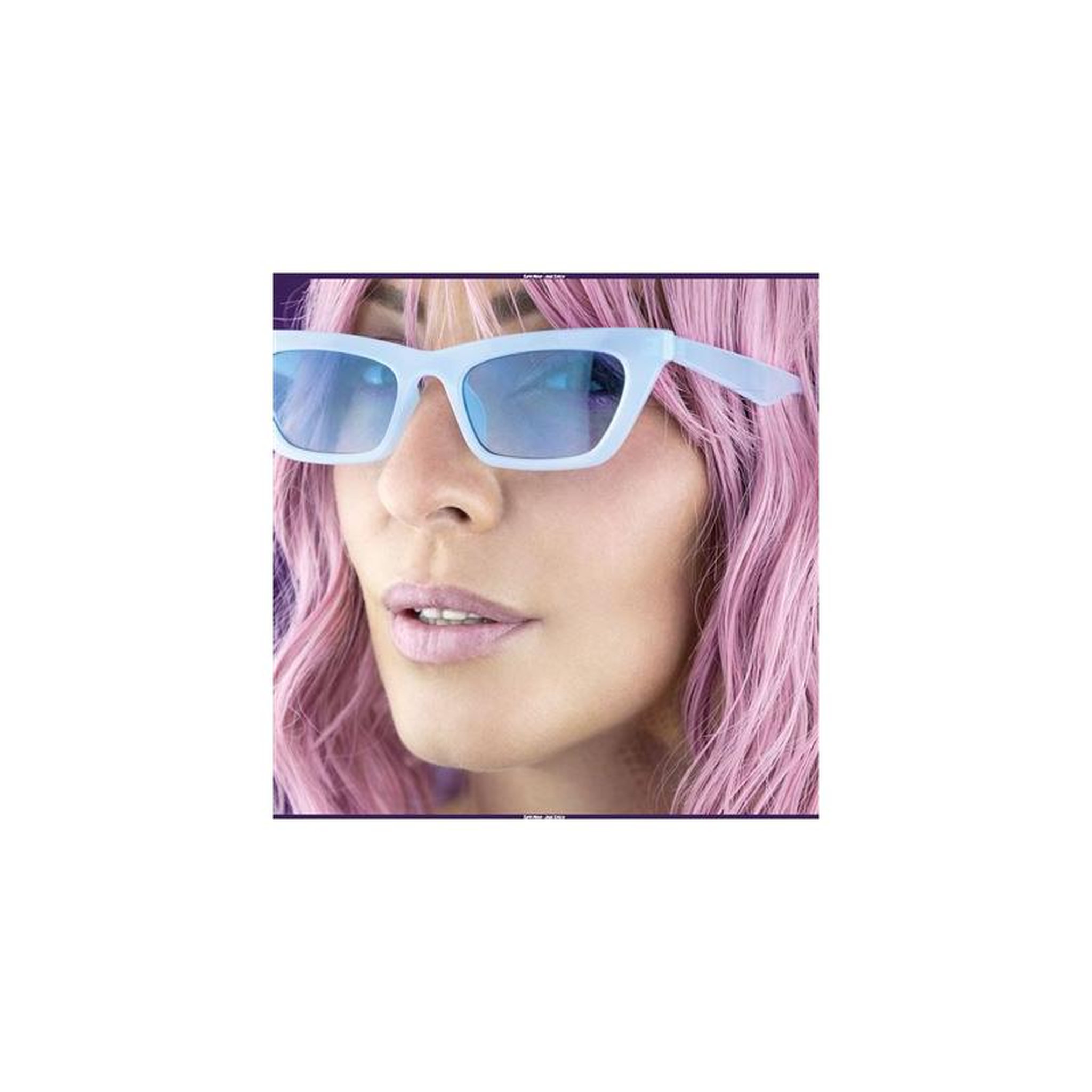 Lunettes de soleil sans marque dub siren carrées oversize cadre bleu pastel et verres teintés bleu clair