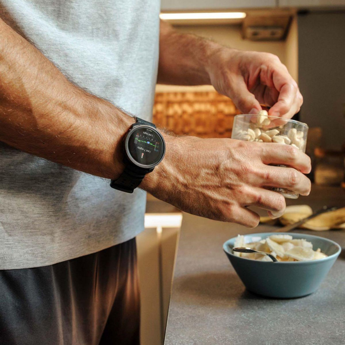 POLAR Montre sport Vantage M3 Noir S-L