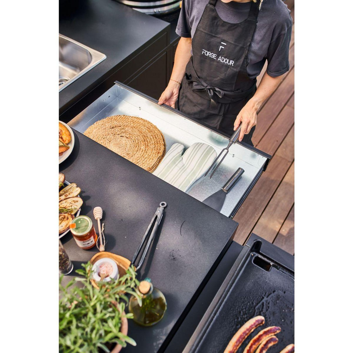 FORGE ADOUR Ustensile plancha Courte Titane
