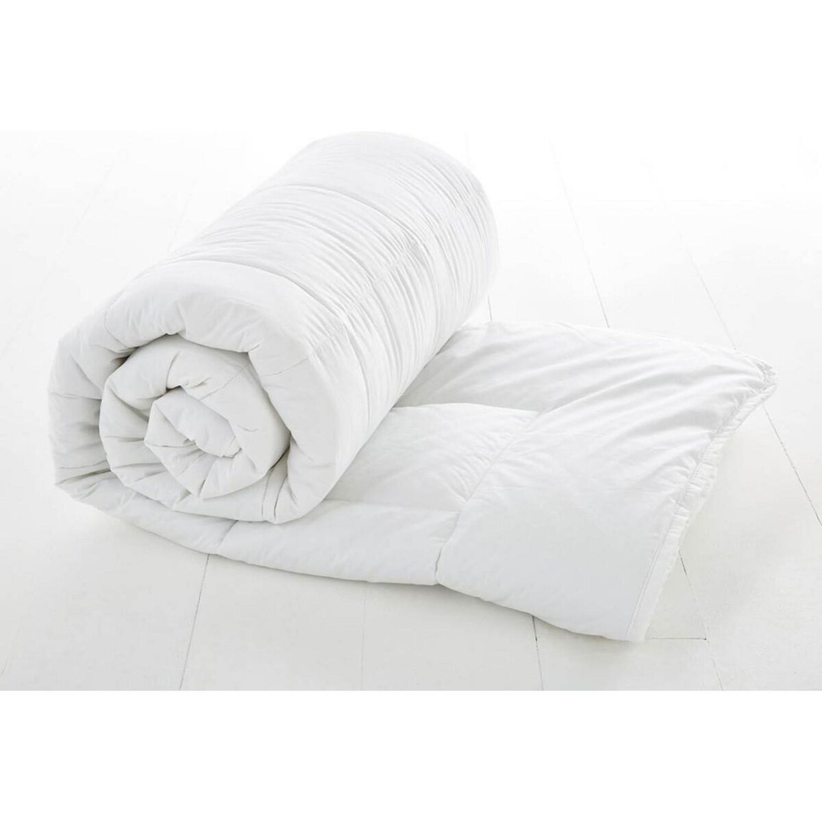 Home collection Couette blanche 240x220cm percale 91fils 500gr fab fr