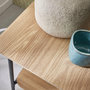 Voir la diapositive 4 : SWEEEK Table de chevet effet table d'école en décor bois avec structure en acier - 1 étagère centrale