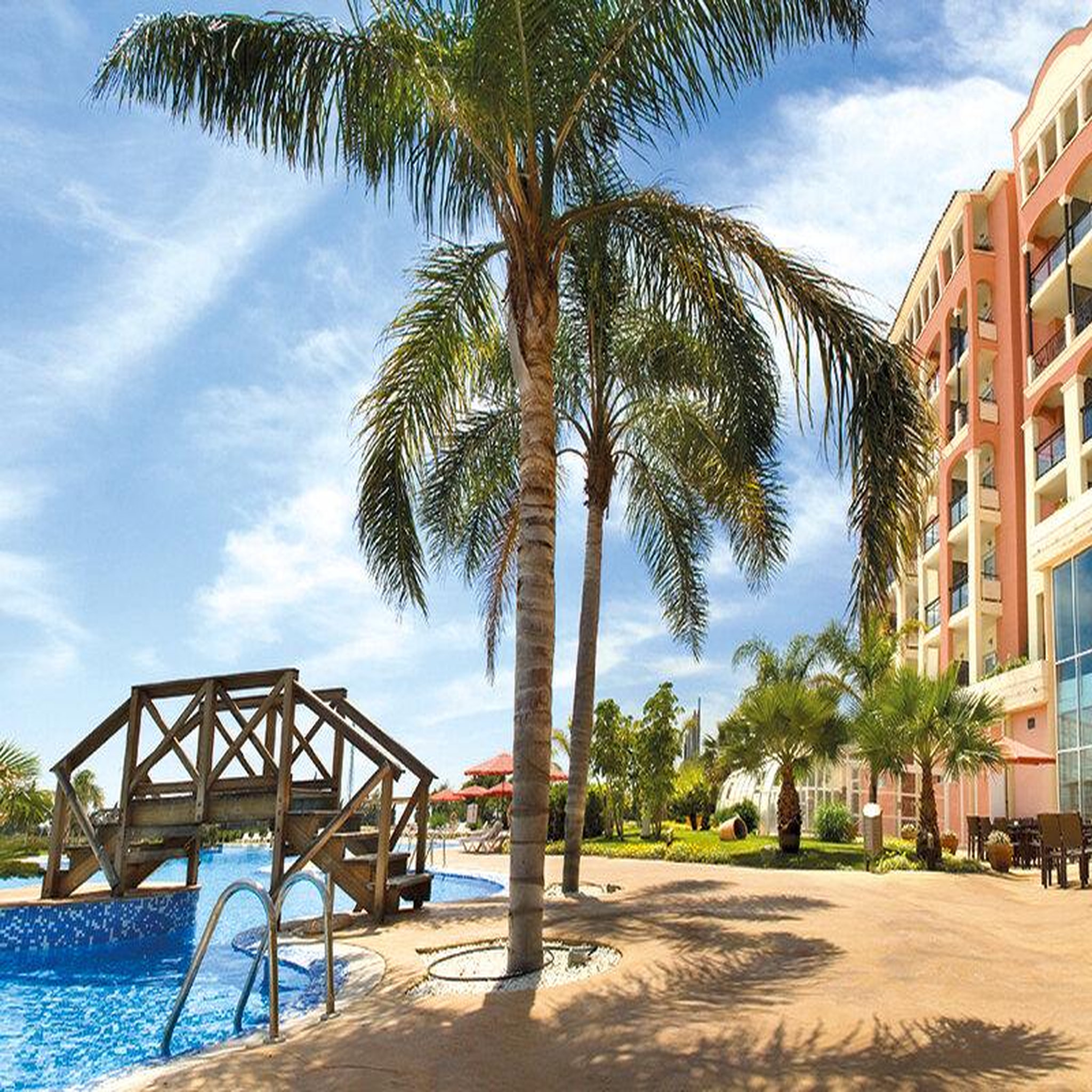Voir la diapositive 4 : Smartbox 2 jours en hôtel 4* avec pause spa et cava à Alicante - Coffret Cadeau Séjour