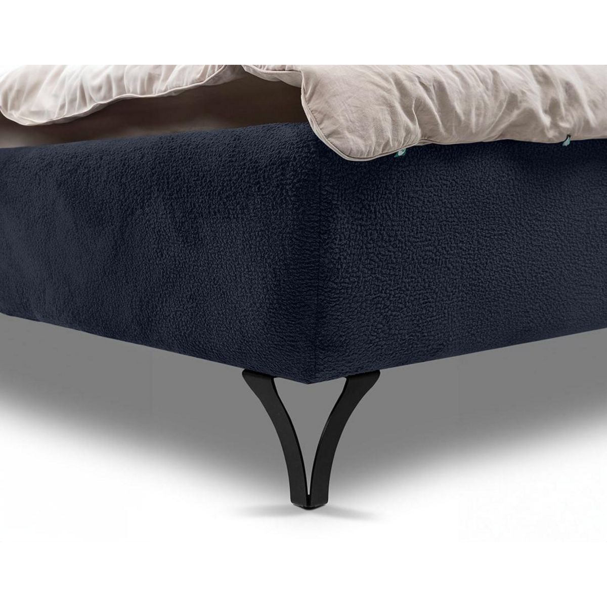 LISA DESIGN Sohan - lit coffre - 140x200 - en tissu bouclette - sommier inclus