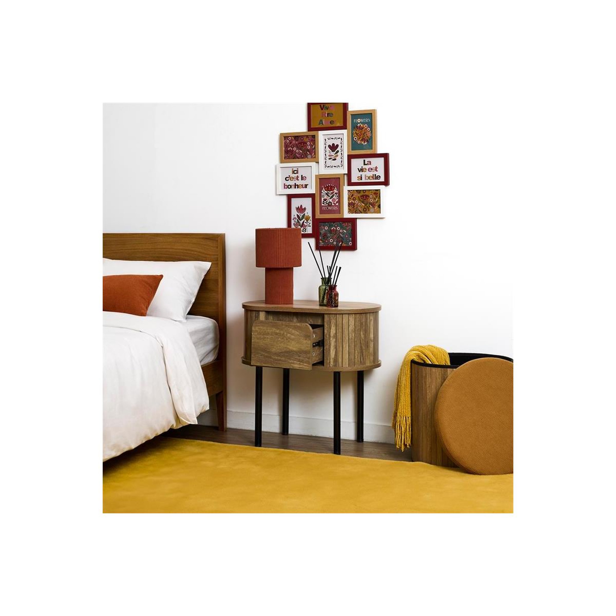 Voir la diapositive 3 : The Home Deco Factory Table de chevet avec tiroir  heritage  52cm marron