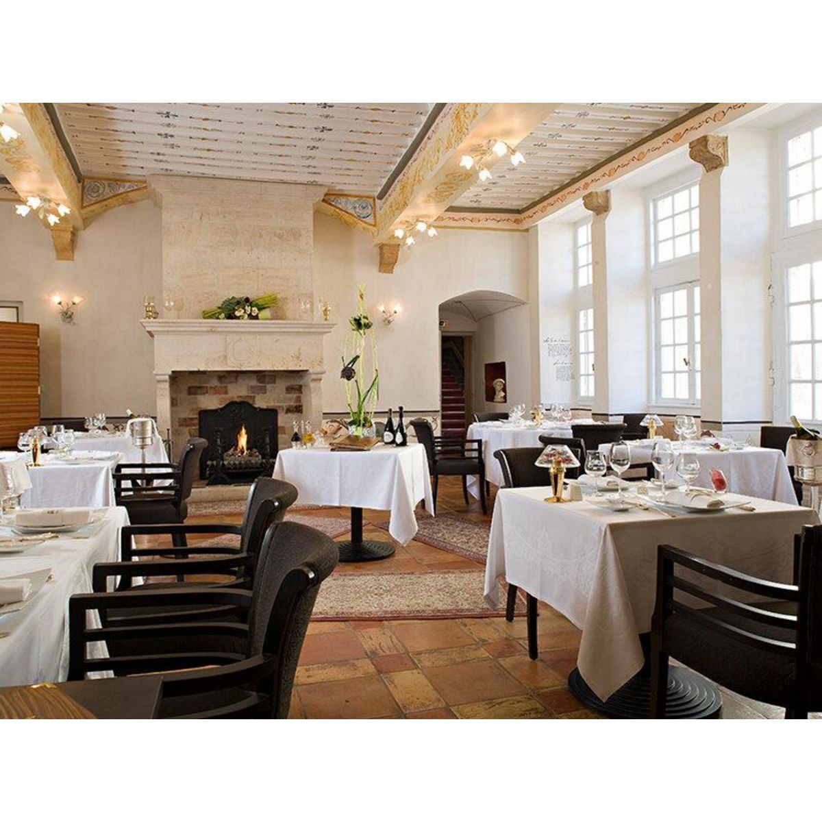 Smartbox Escapade en suite au Château de Pizay 4* avec un délicieux dîner 3 plats près de Mâcon - Coffret Cadeau Séjour