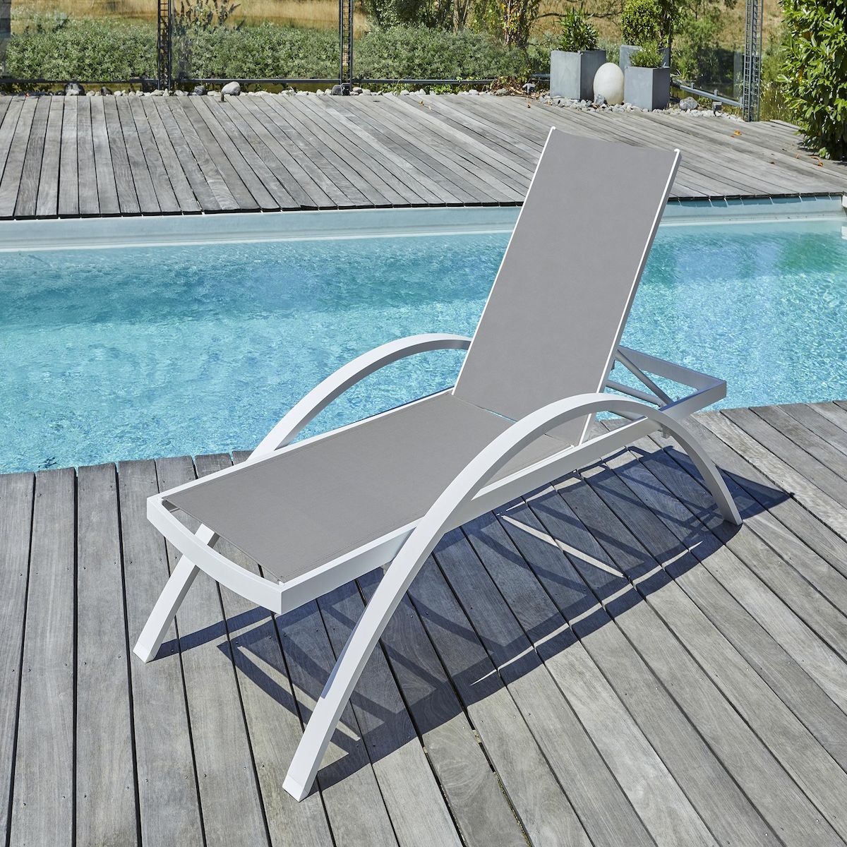 DCB GARDEN Chaise longue de jardin - Blanc - BARCELONA