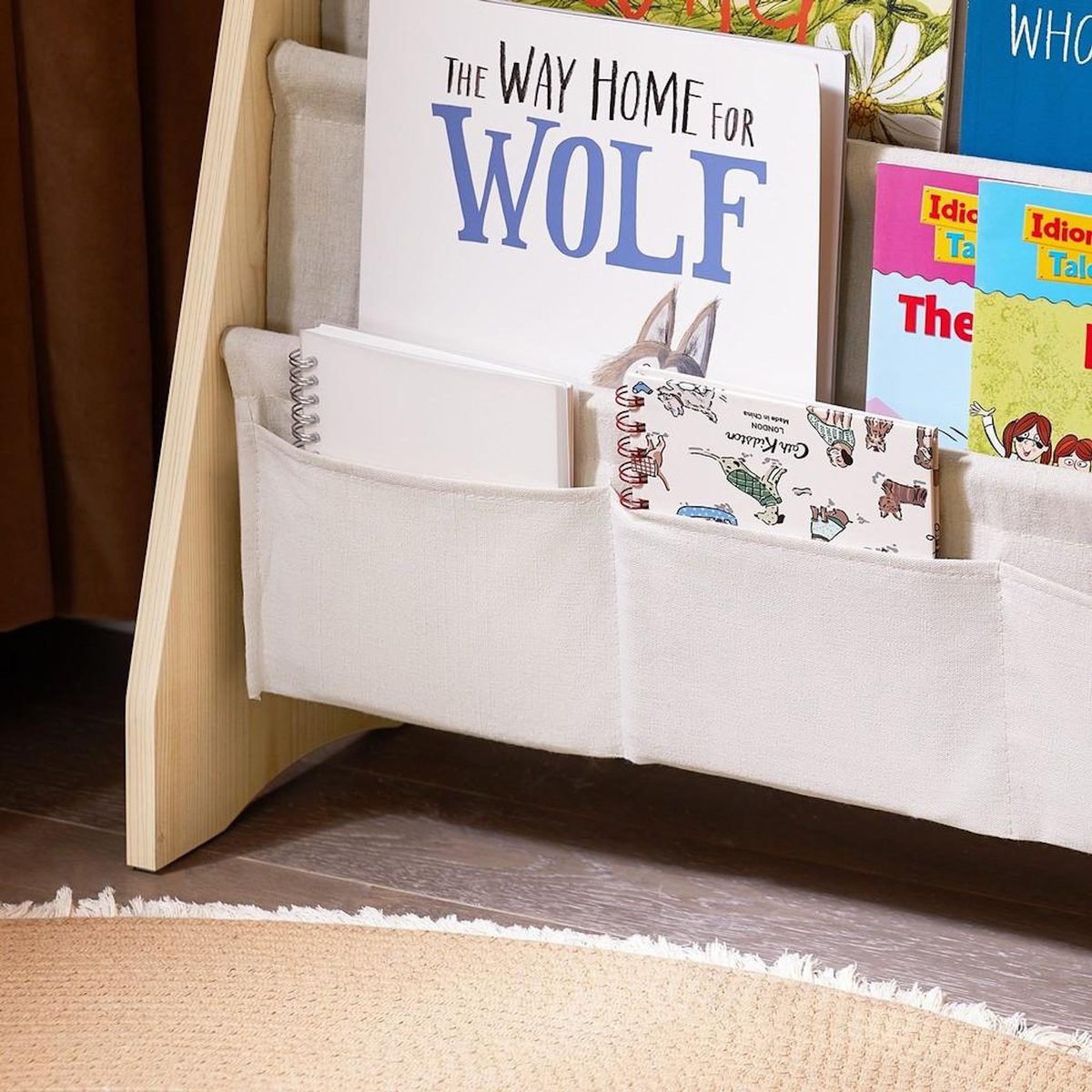 SOBUY SoBuy - Bibliothèque Enfant à 4 compartiments et 3 poches - Moderne - KMB50