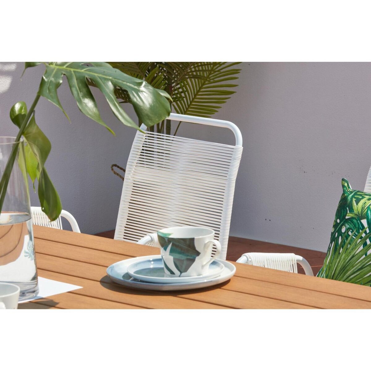 CONCEPT USINE Table de jardin et 6 fauteuils en aluminium cordes blanches ALONDRA