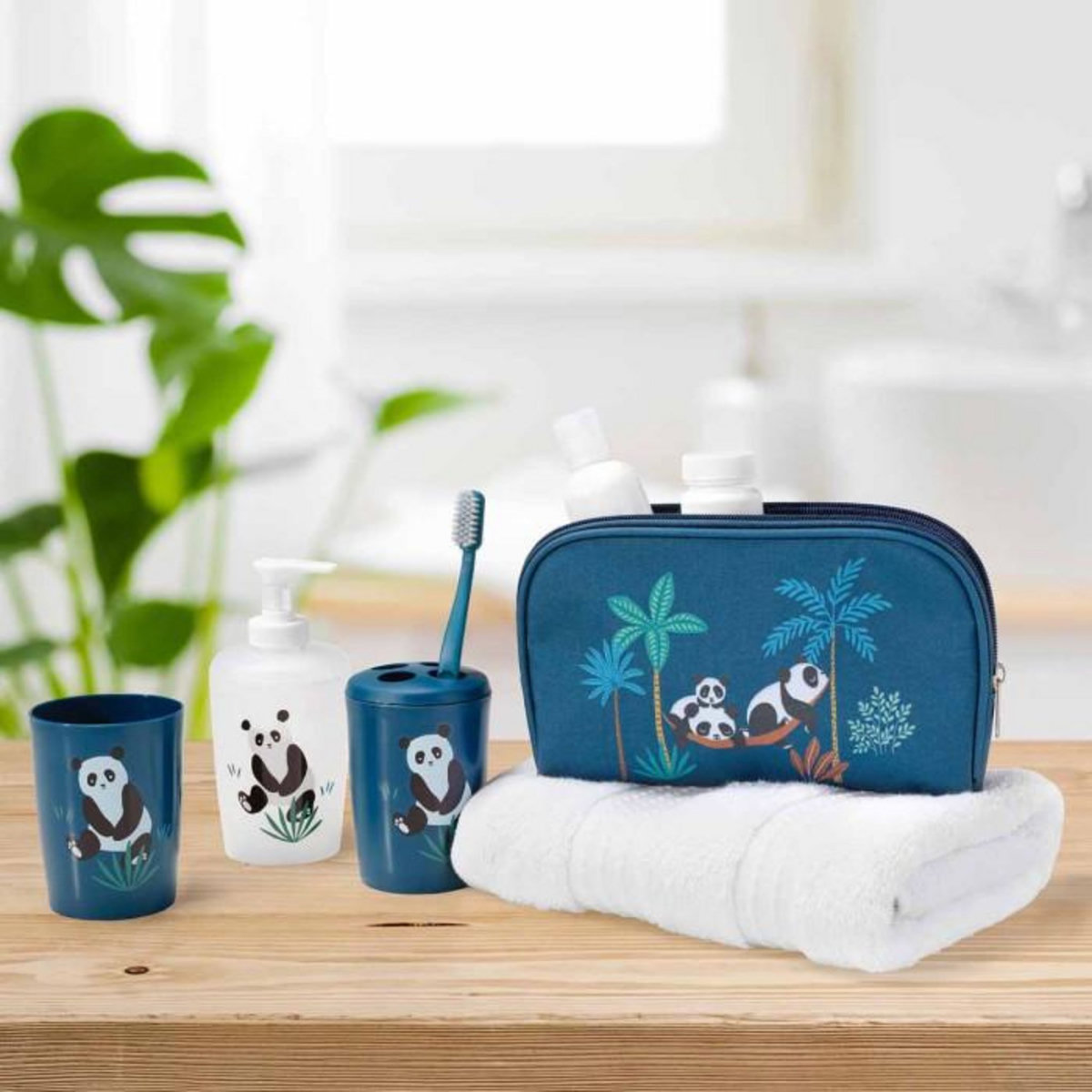 Paris Prix Set 4 Accessoires Salle de Bain Enfant  Petit Panda  Bleu