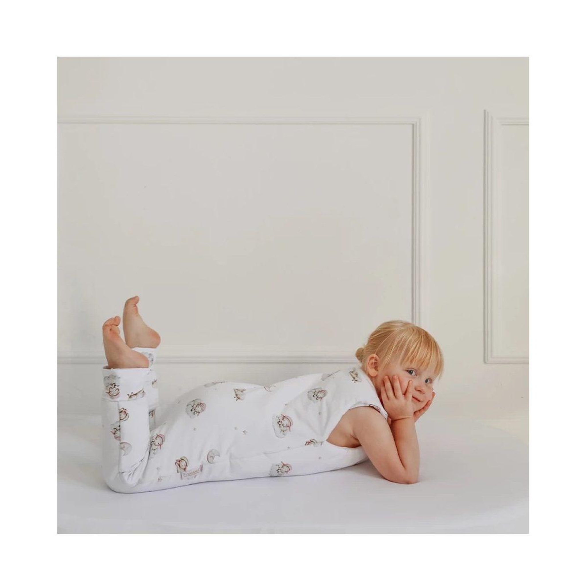 Voir la diapositive 2 : WALDIN Gigoteuse à jambes en coton 2,5 TOG - taille M (3-4 ans) - motif berceuse, blanc