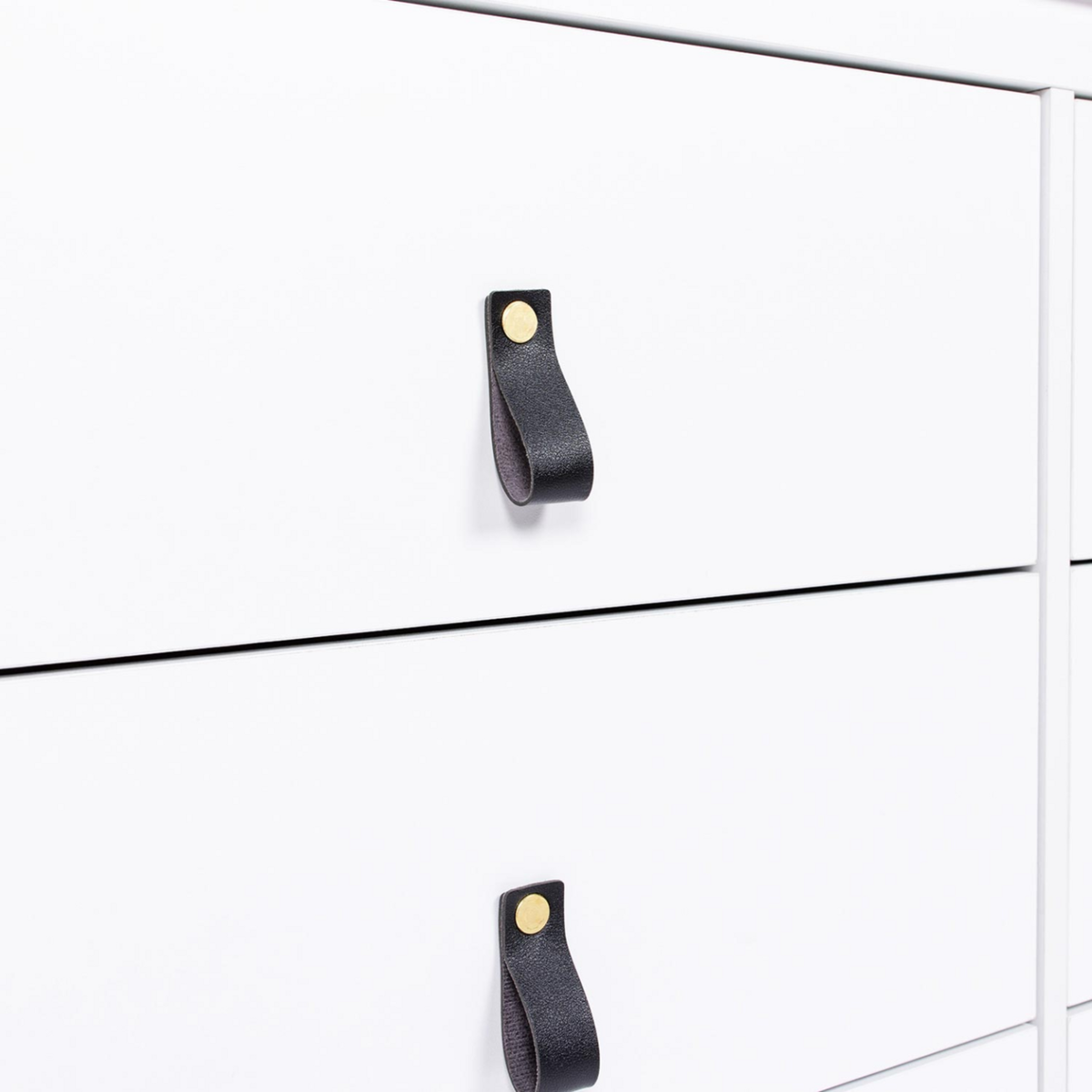ID MARKET Commode 6 tiroirs MILANO 115 cm bois blanc avec poignée languette noire